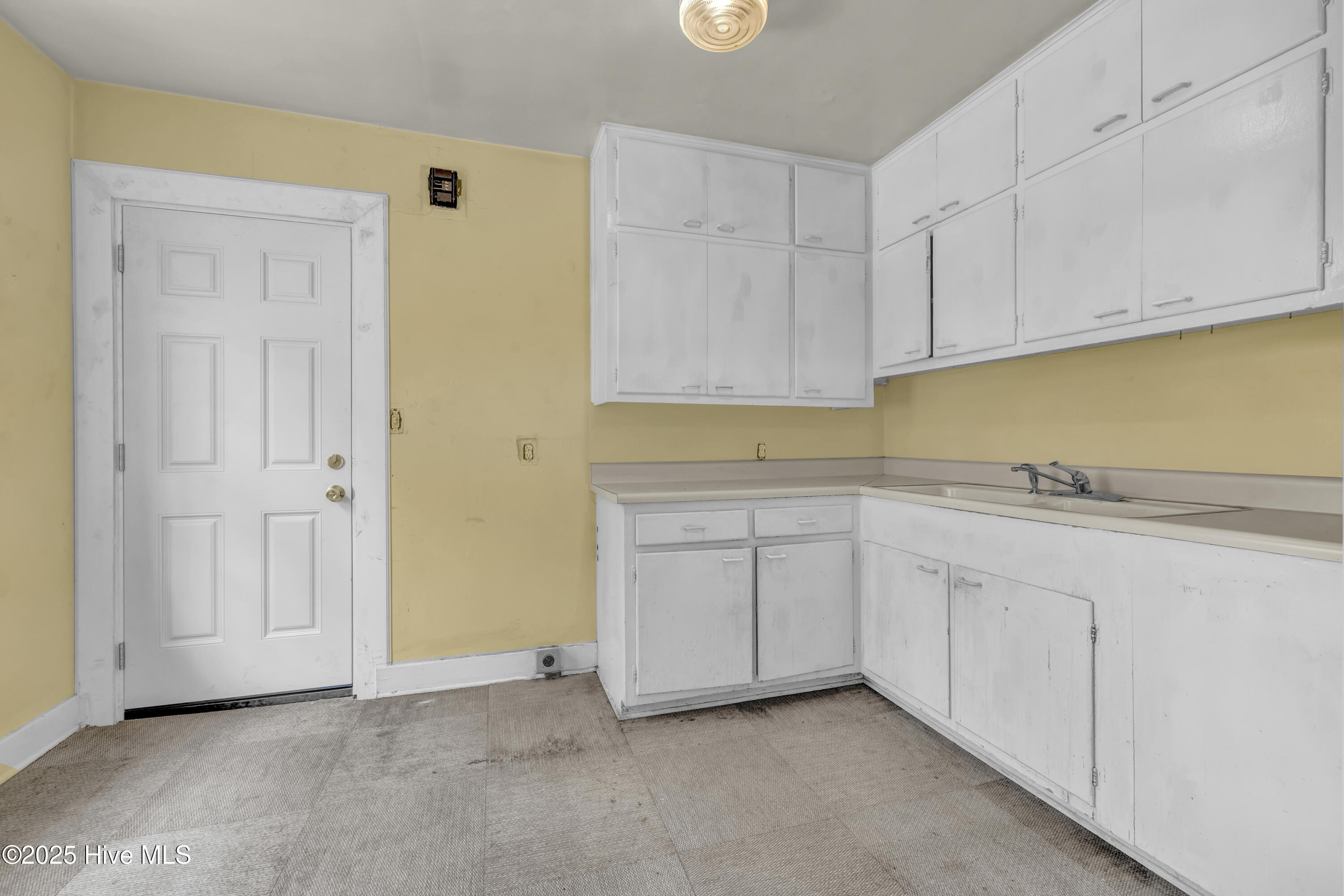 2940 Oleander Drive F5, Wilmington, NC 28403 – photo 18: Kitchen