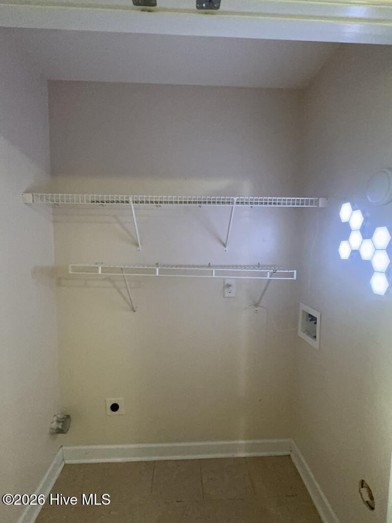 100570313 | Photo 10