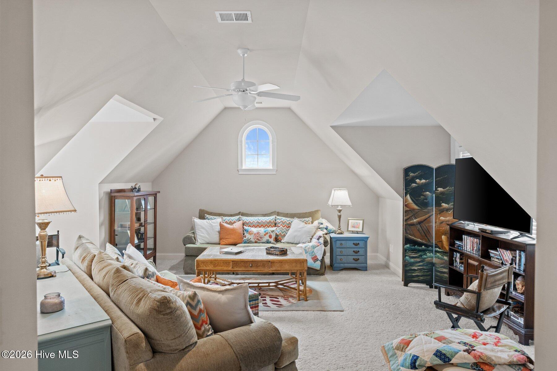 100559574 | Photo 40