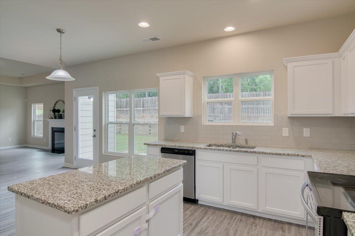5026 Vine Lane