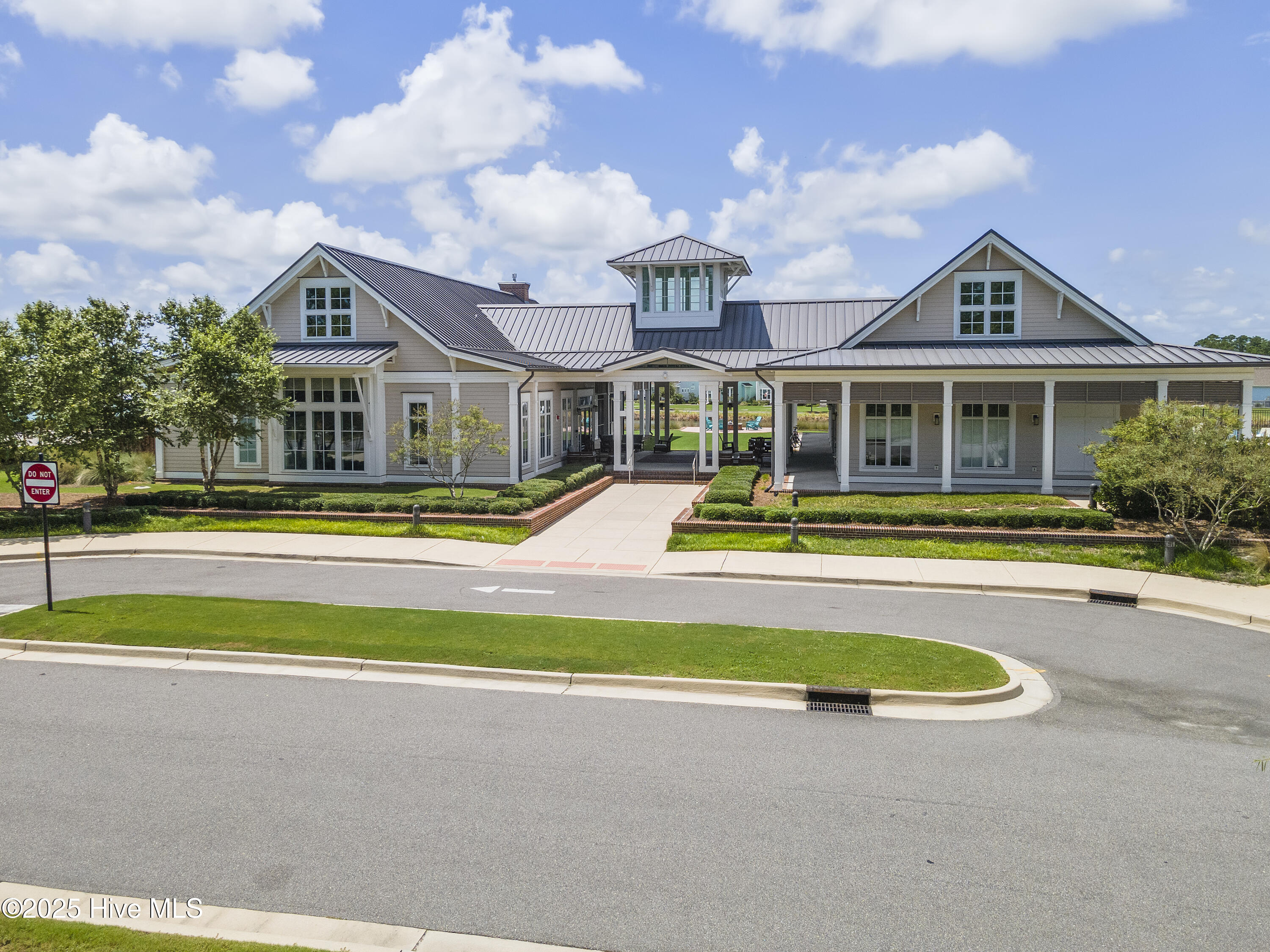 100532923 | Photo 61