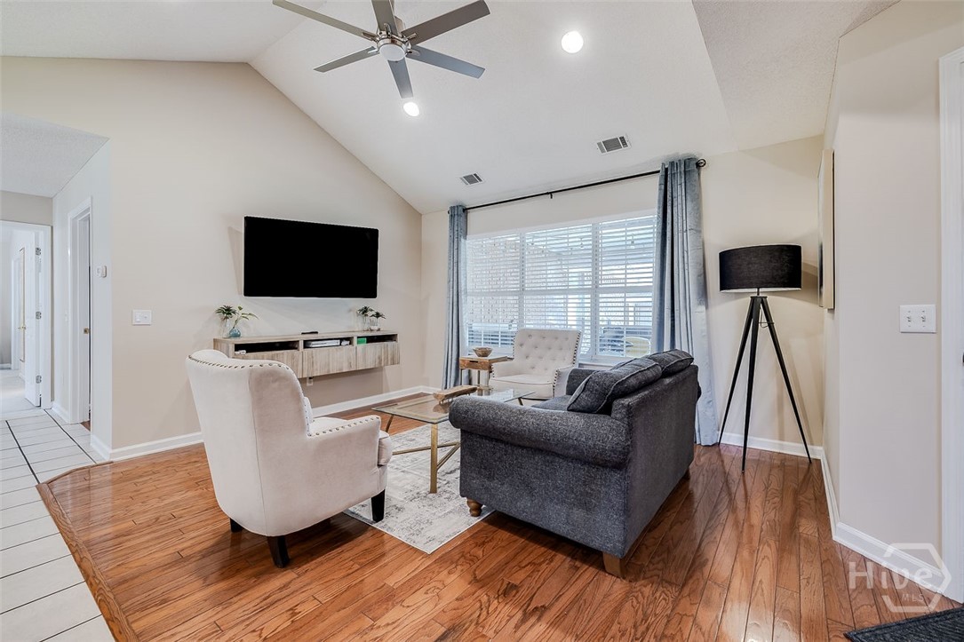 SITTING AREA OR FORMAL DINING ROOM OFF OF KITCHEN