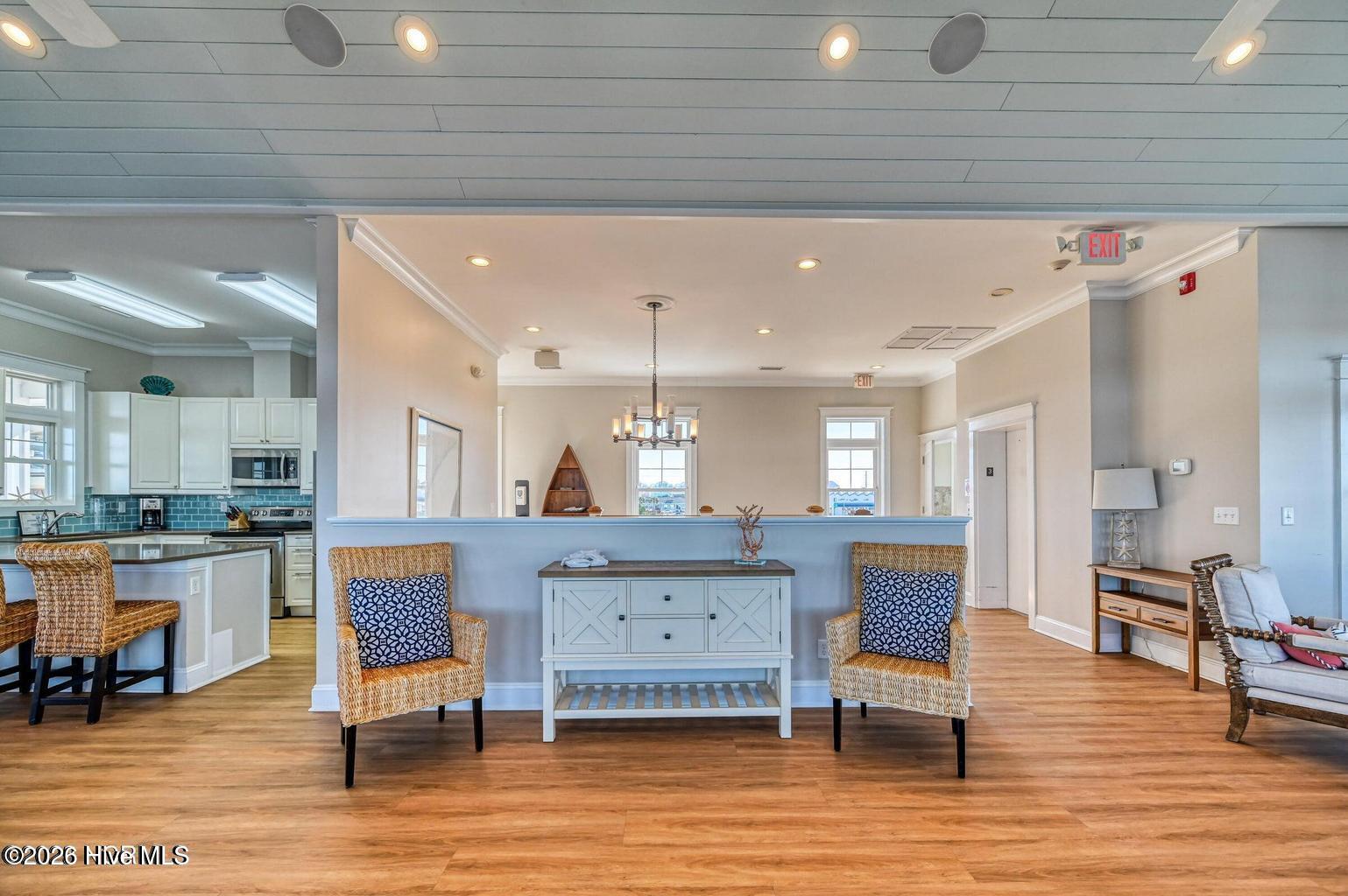 100559517 | Photo 17