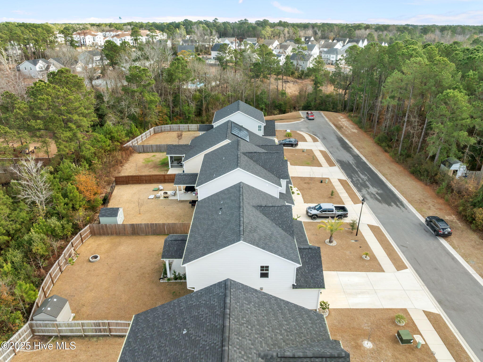 100547025 | Photo 52