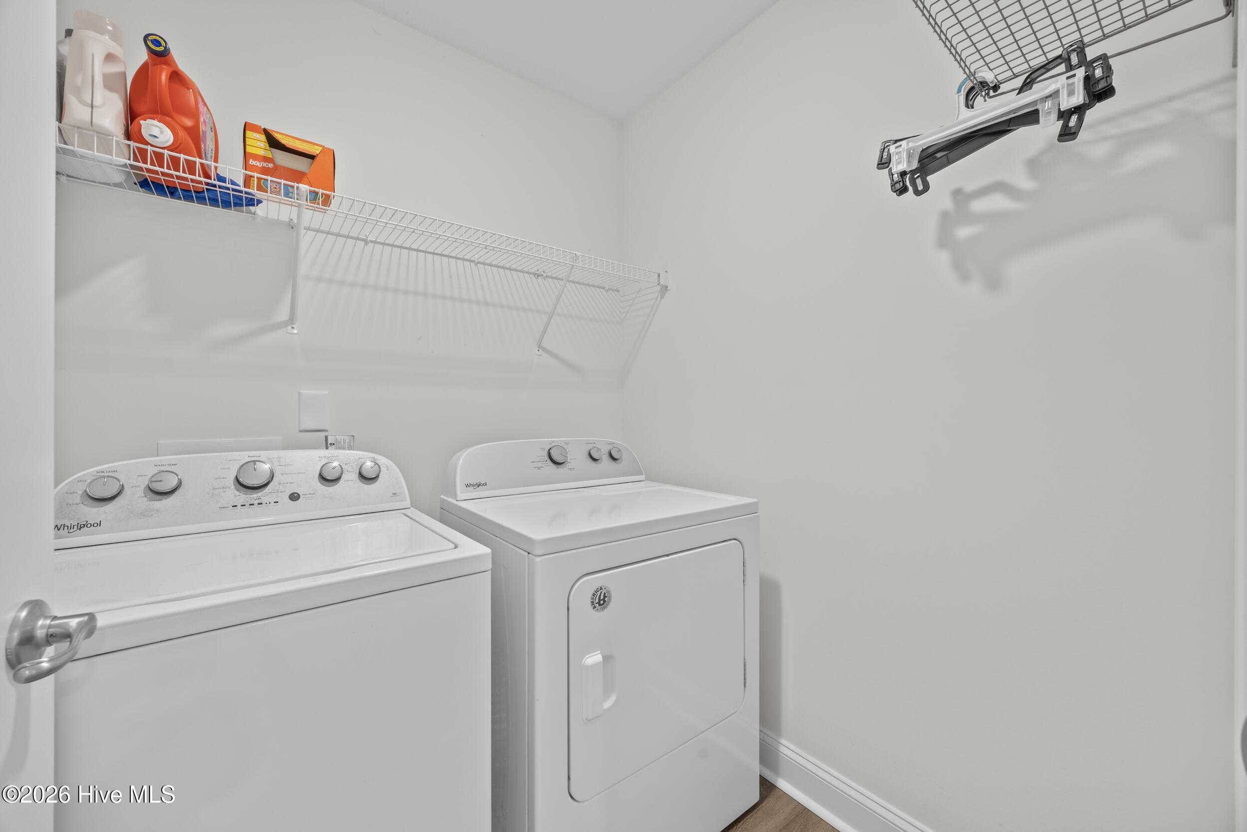 100570482 | Photo 15