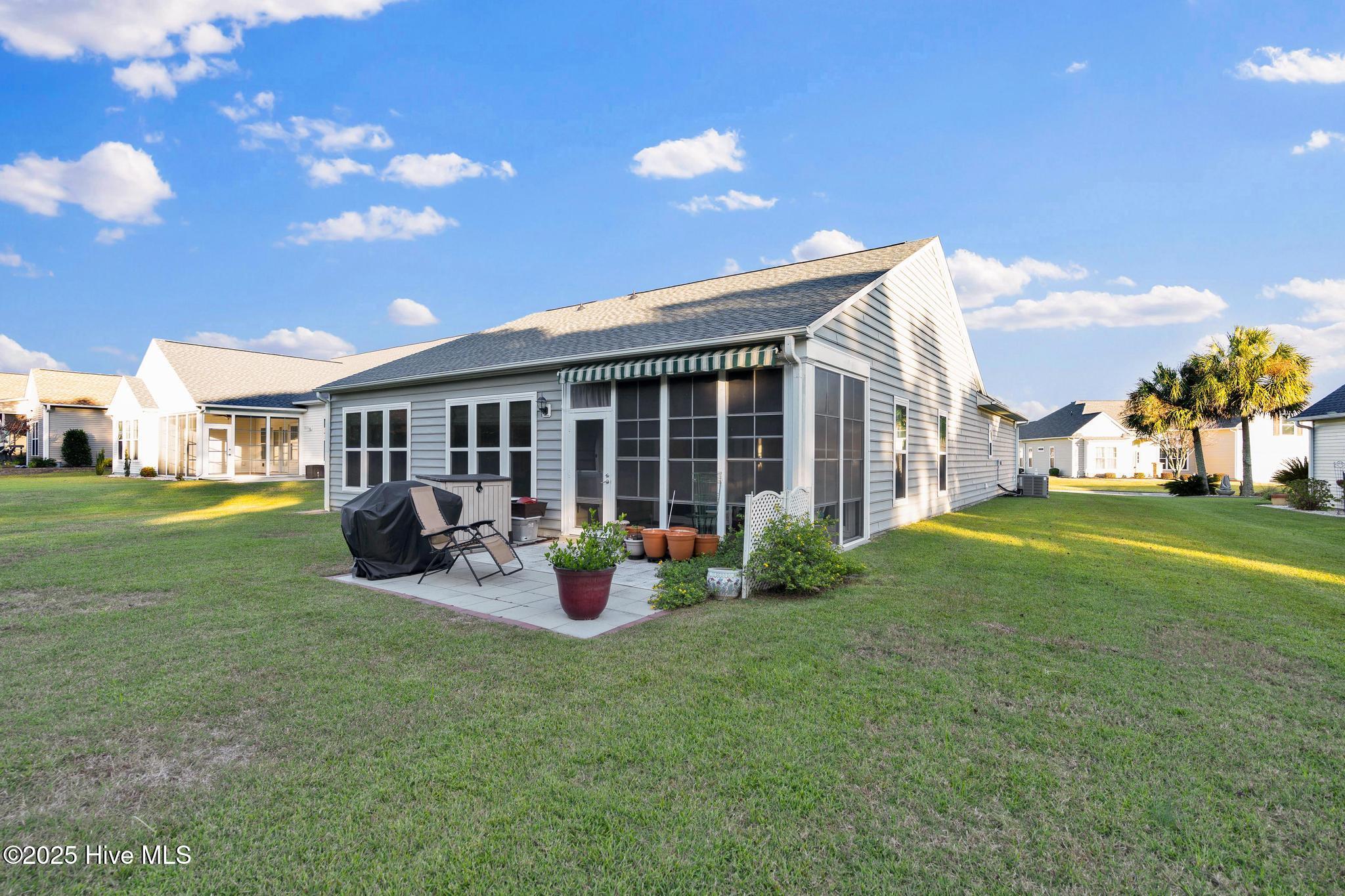 100540290 | Photo 29