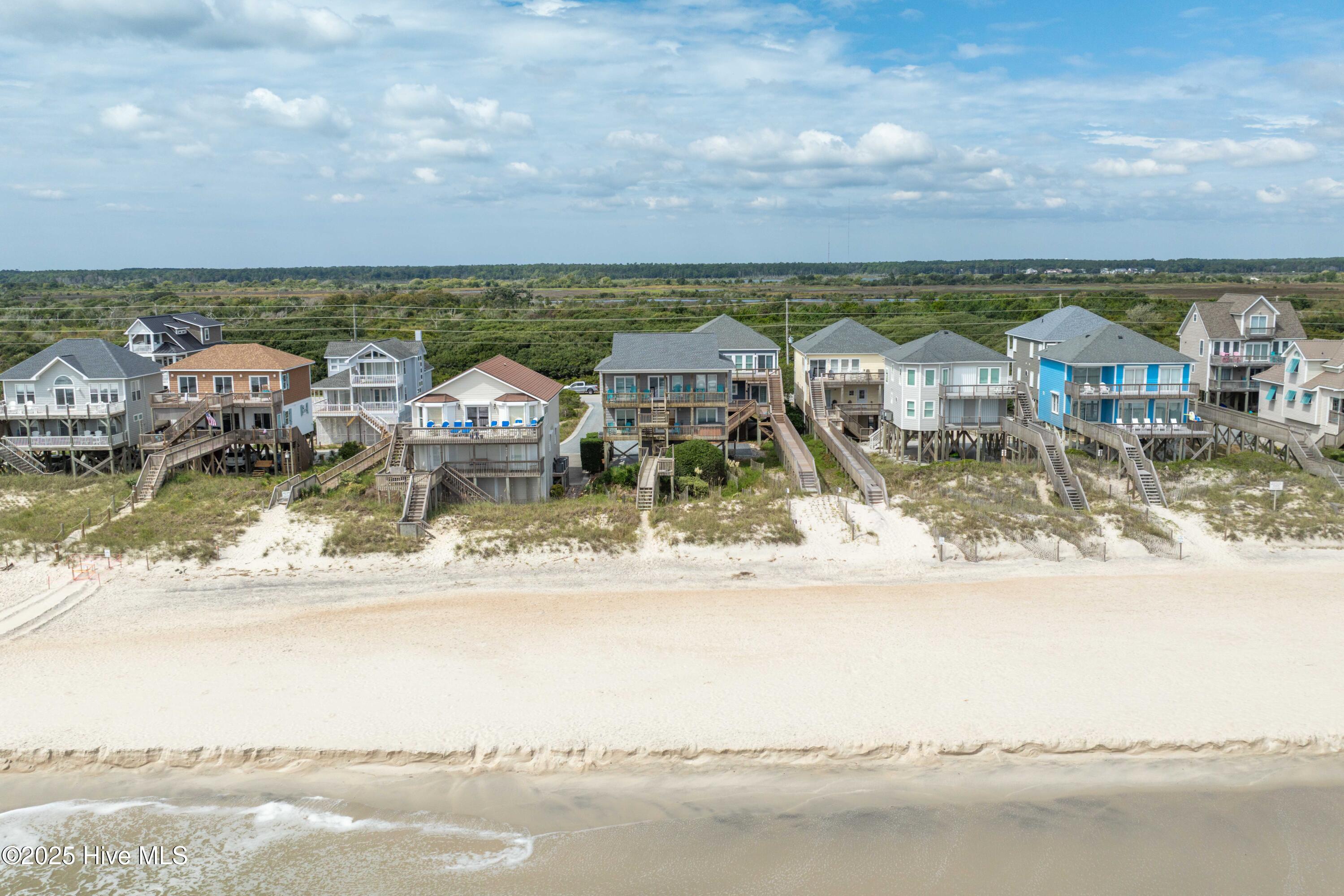 100529983 | Photo 57