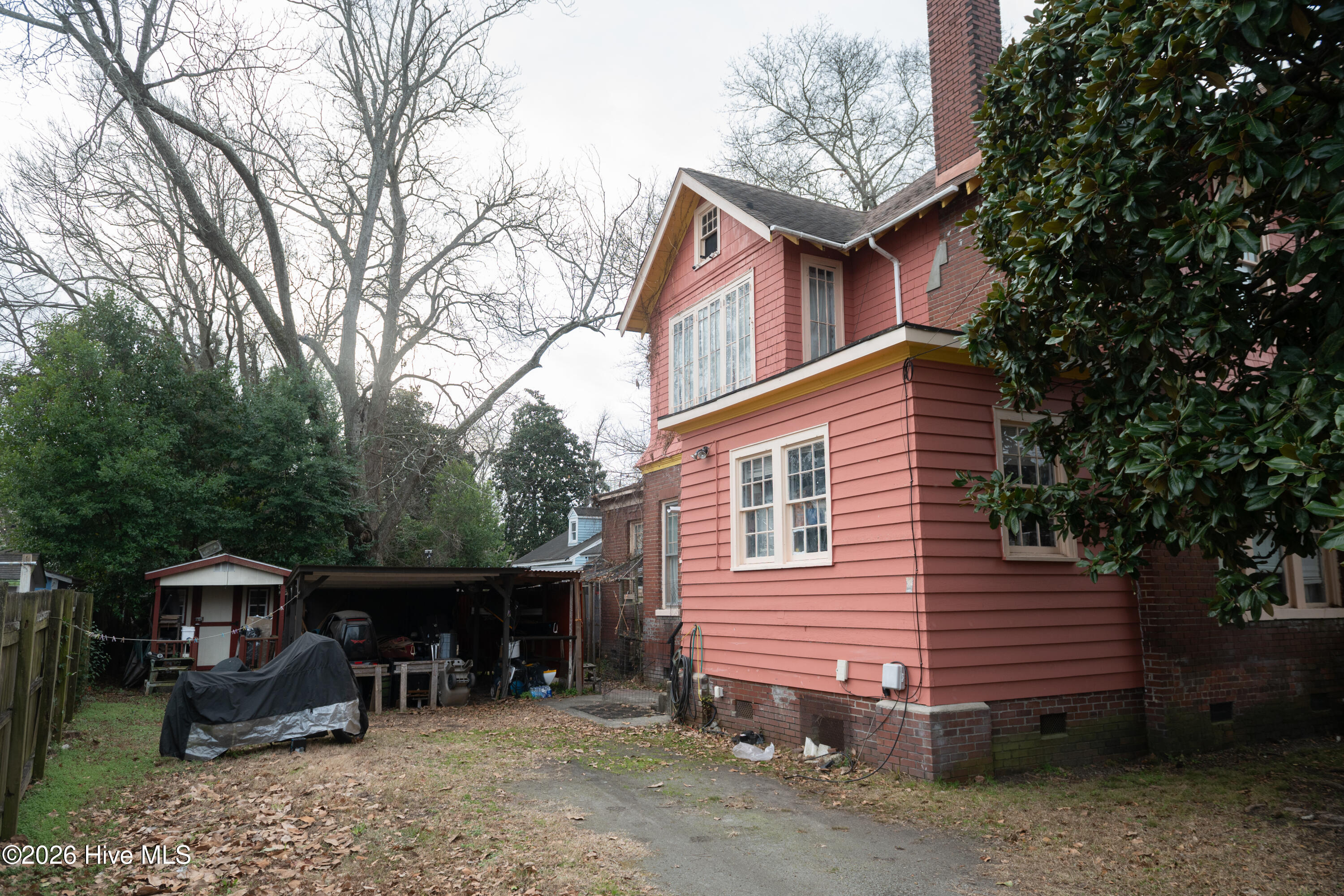 Homes for sale in Greenville, NC | 707 W 4Th St, Greenville, NC 27834 | MLS# 100551392