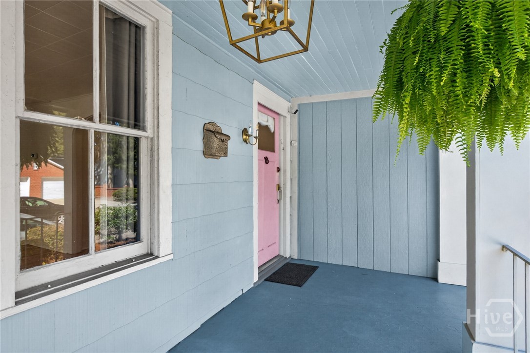 Photo 3 of Single family home for sale at 131 W 51st Street, Savannah, GA 31405 | MLS# SA367291 | Listing updated on 2026-10-29