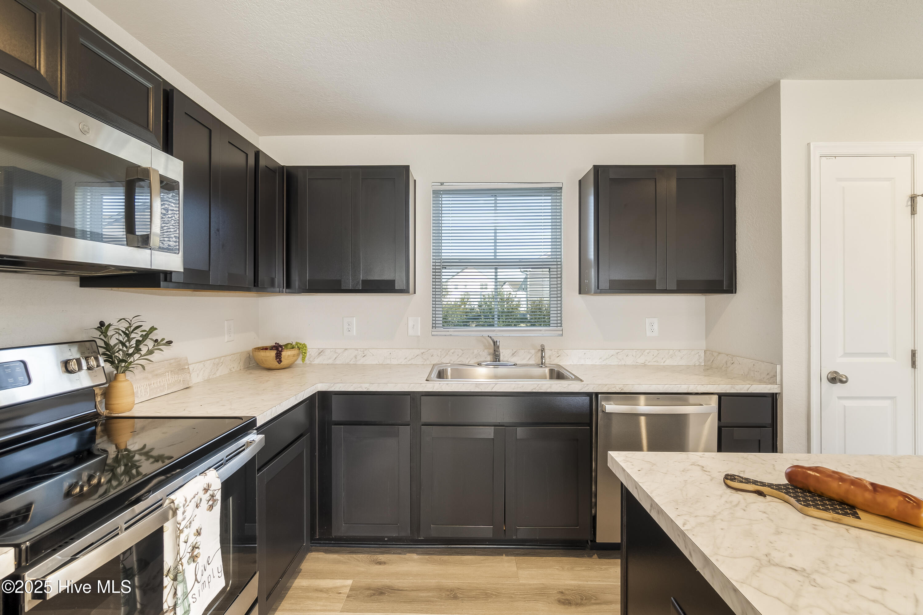 Homes for sale in Elizabeth City, NC | 1300 Elder St, Elizabeth City, NC 27909 | MLS# 100509289