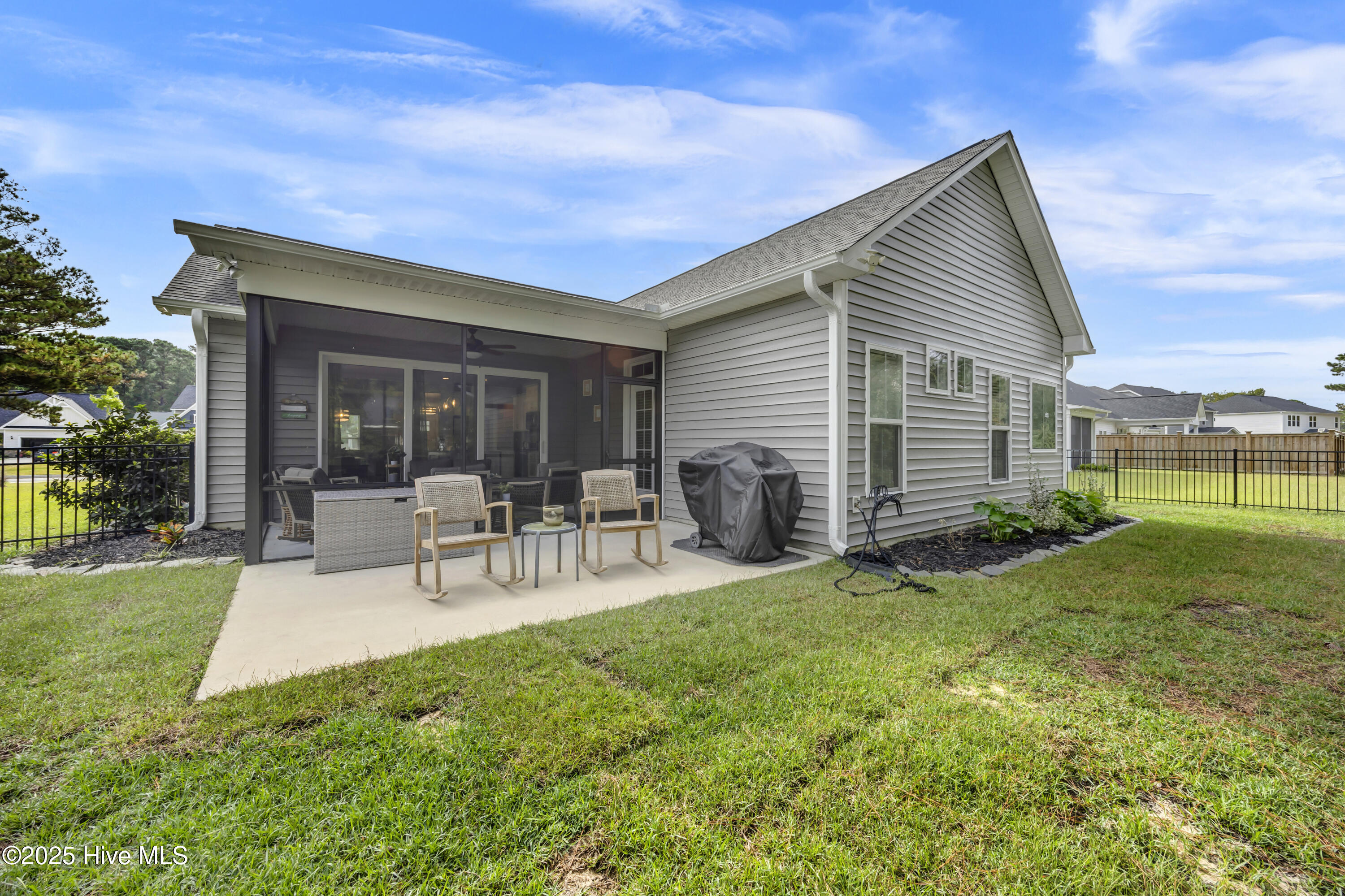 100535500 | Photo 26