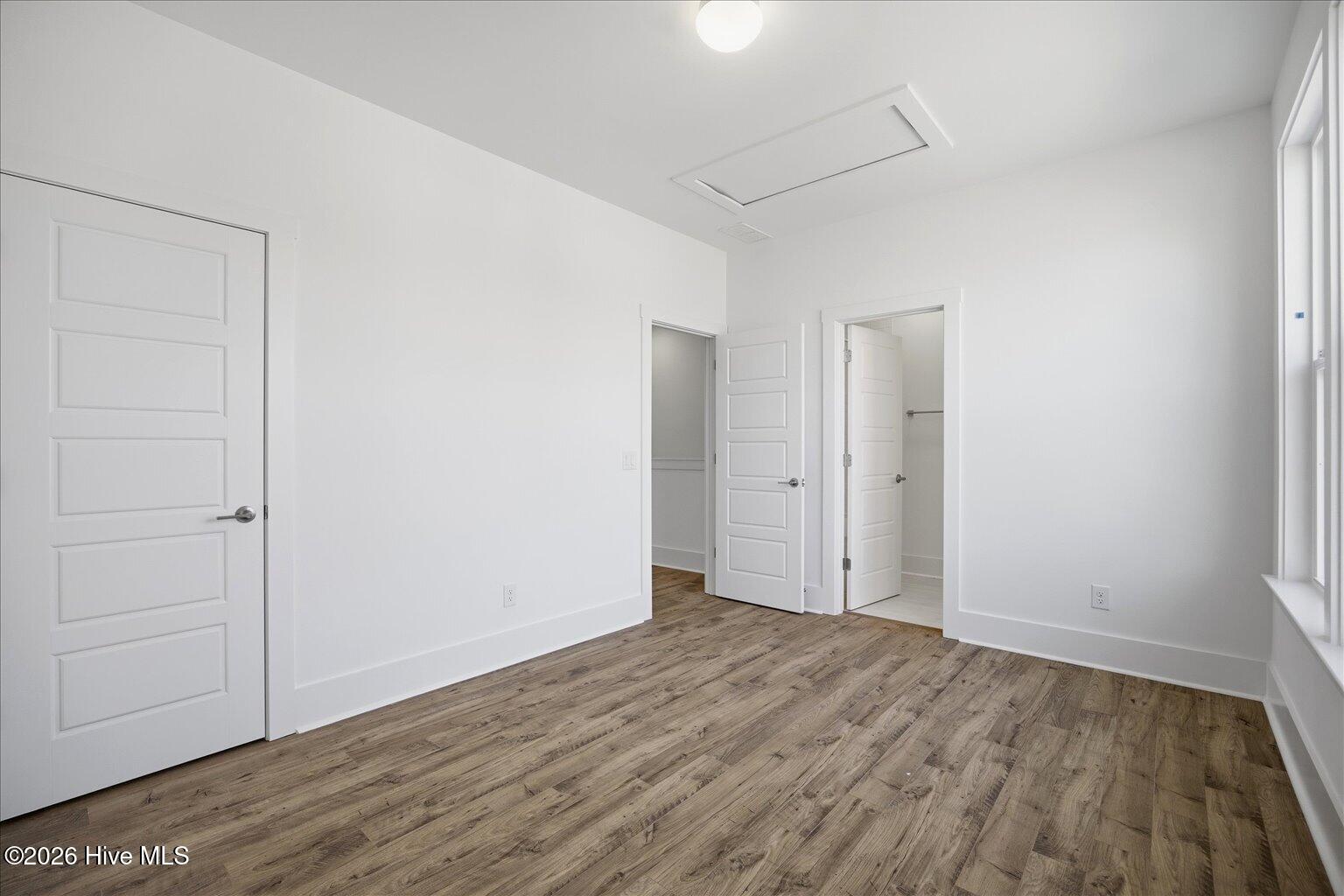 100544429 | Photo 13