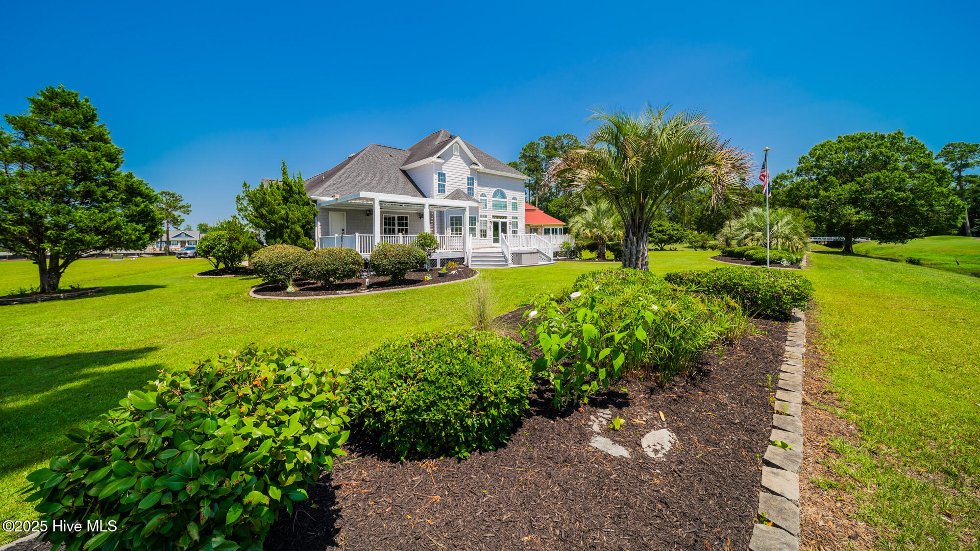 100516325 | Photo 53