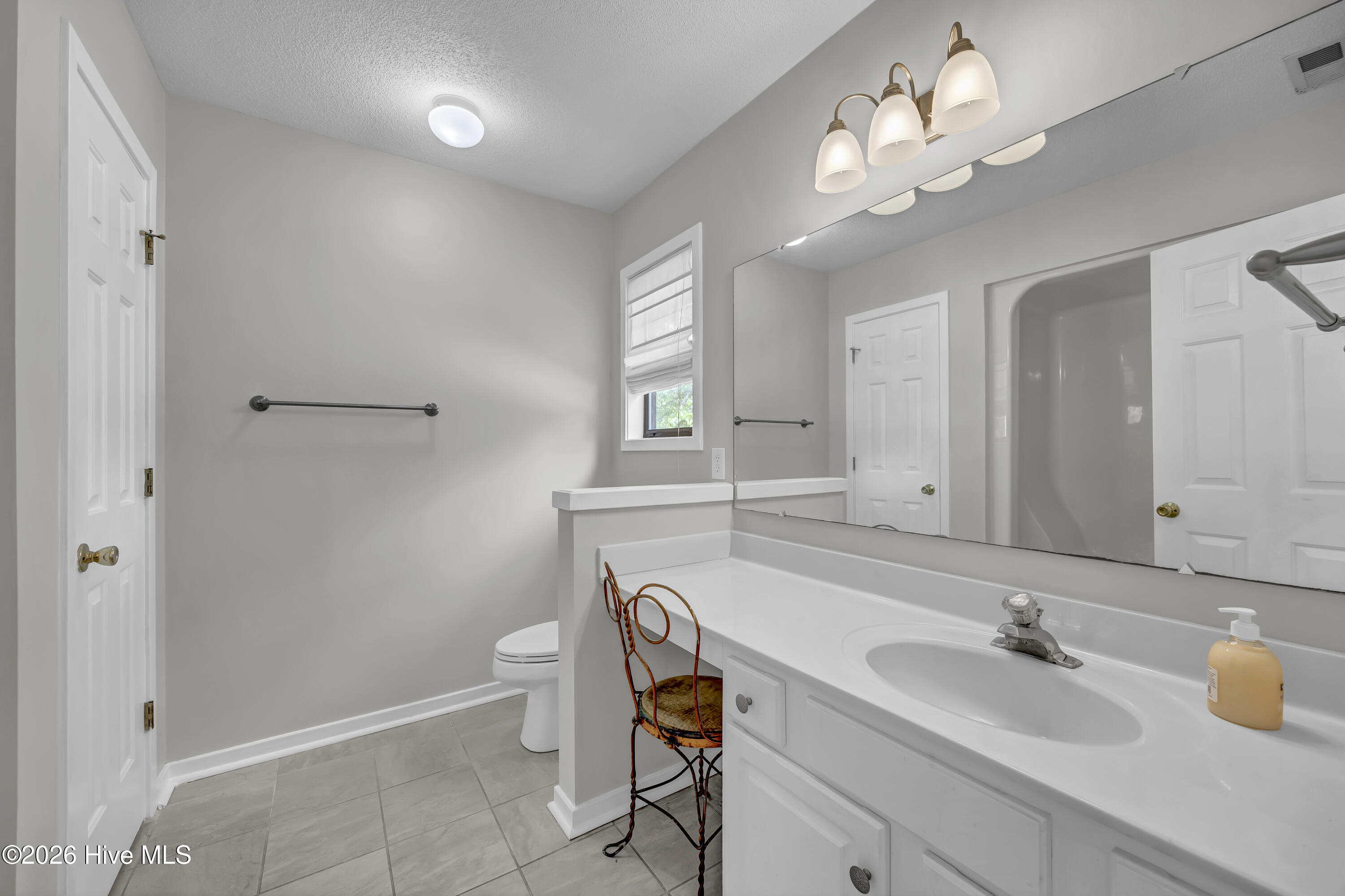 100569442 | Photo 26