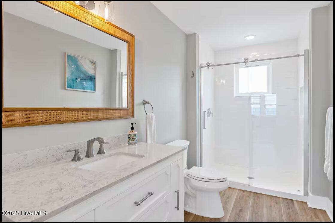 100534215 | Photo 19