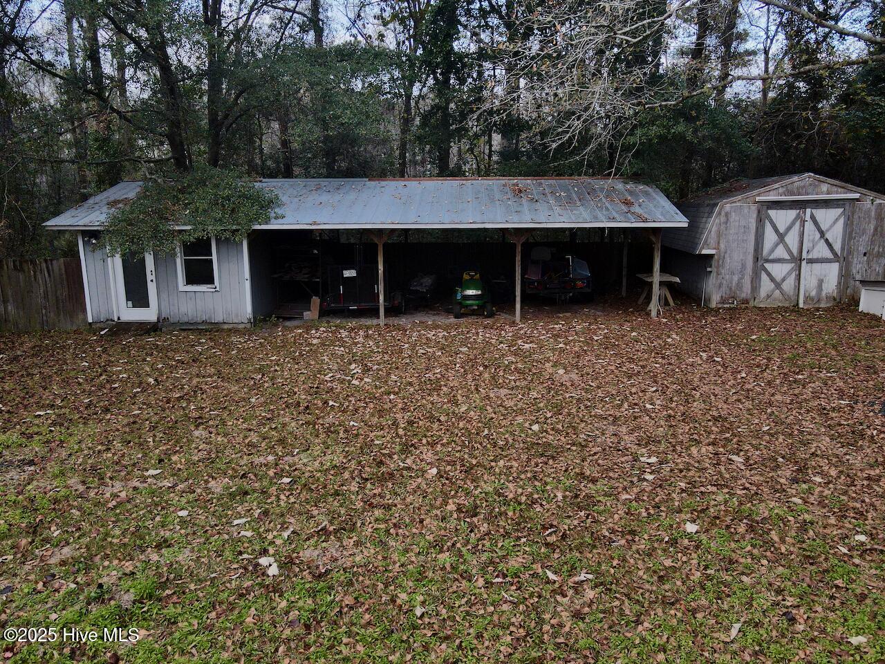 100544095 | Photo 47