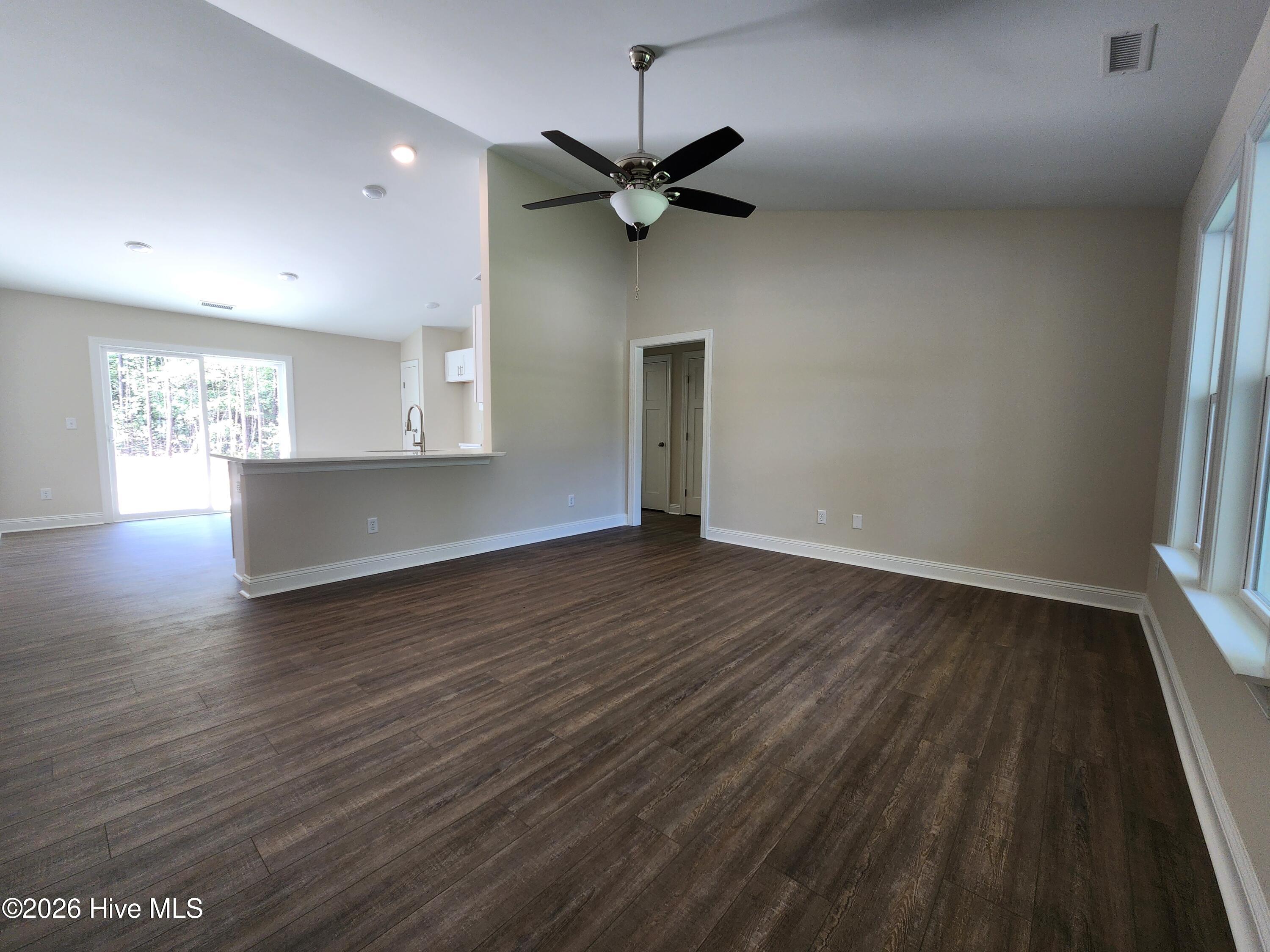 285 Montague Road, Currie, NC 28435 – photo 7