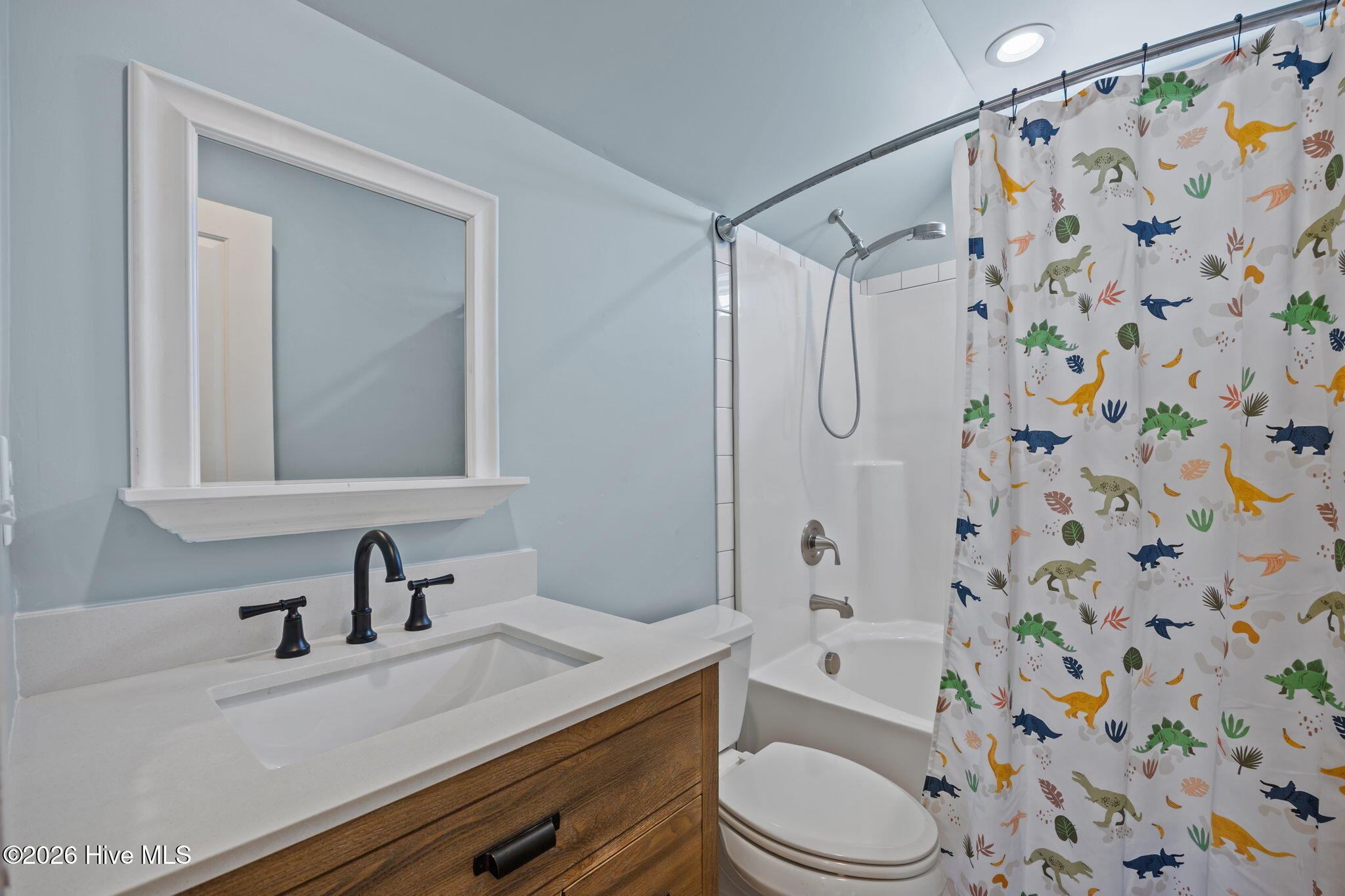 100558576 | Photo 47