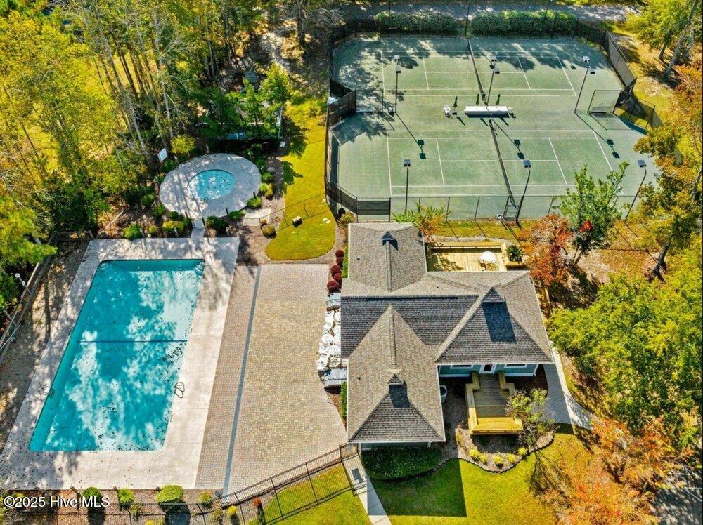 100513085 | Photo 64