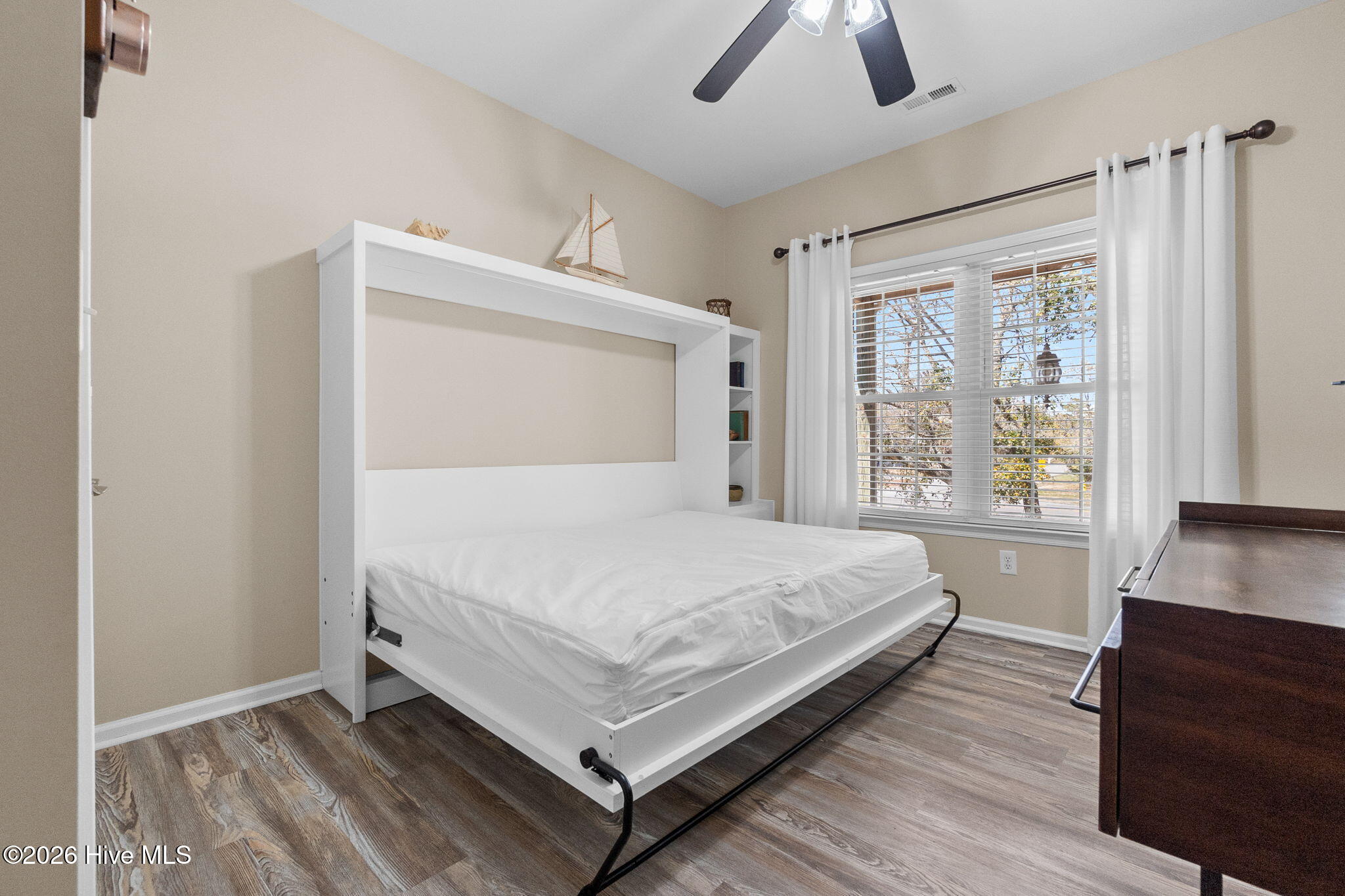 100562755 | Photo 20