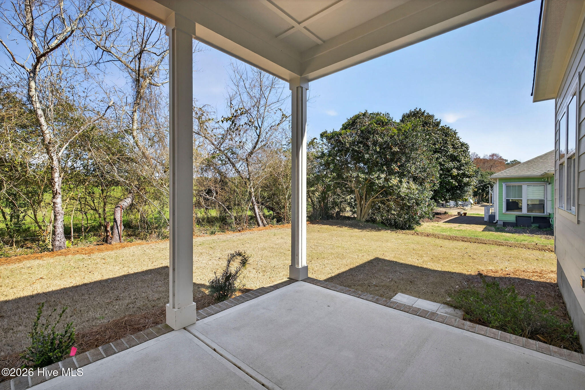 100560917 | Photo 45