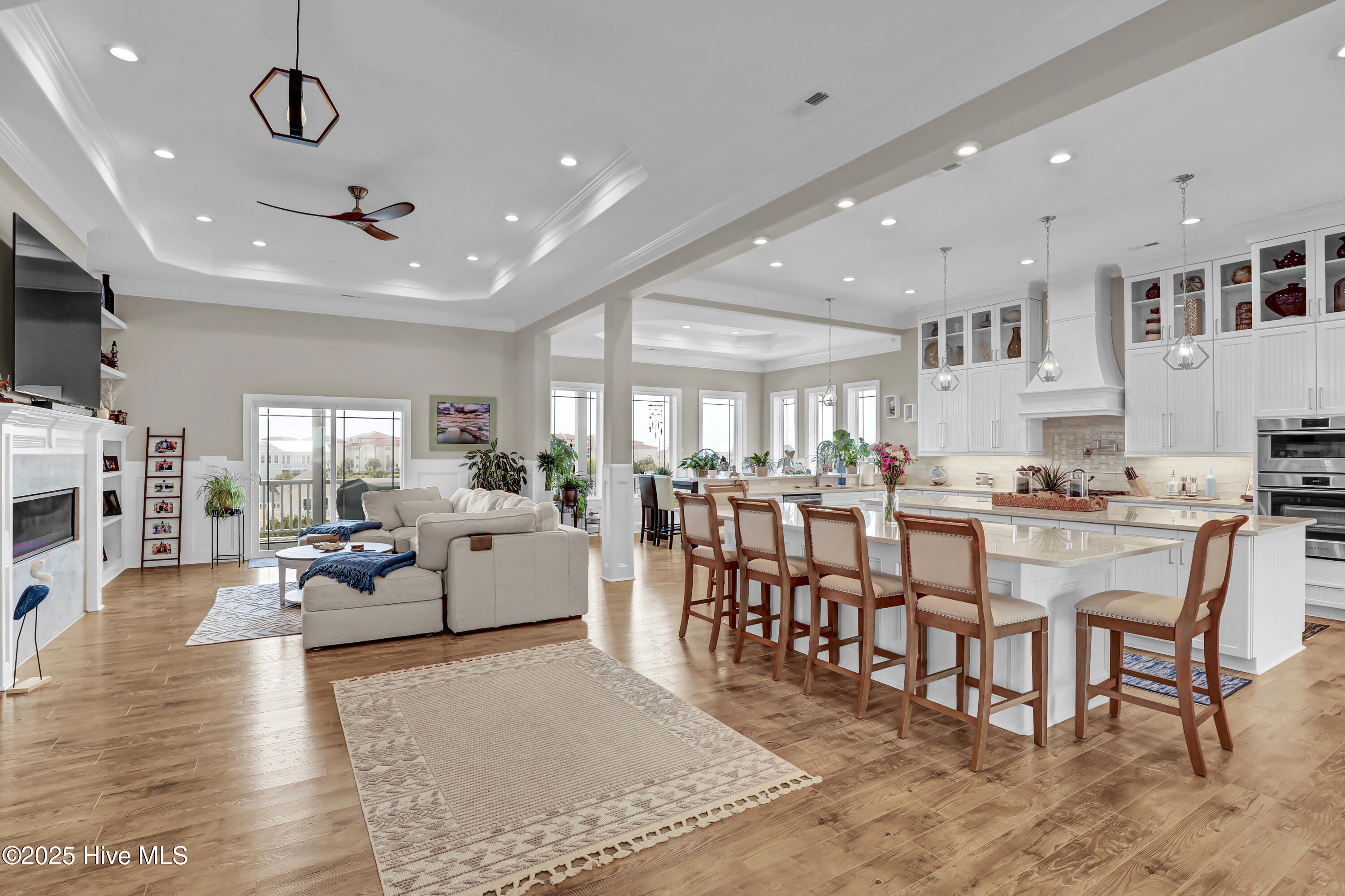 100503420 | Photo 45