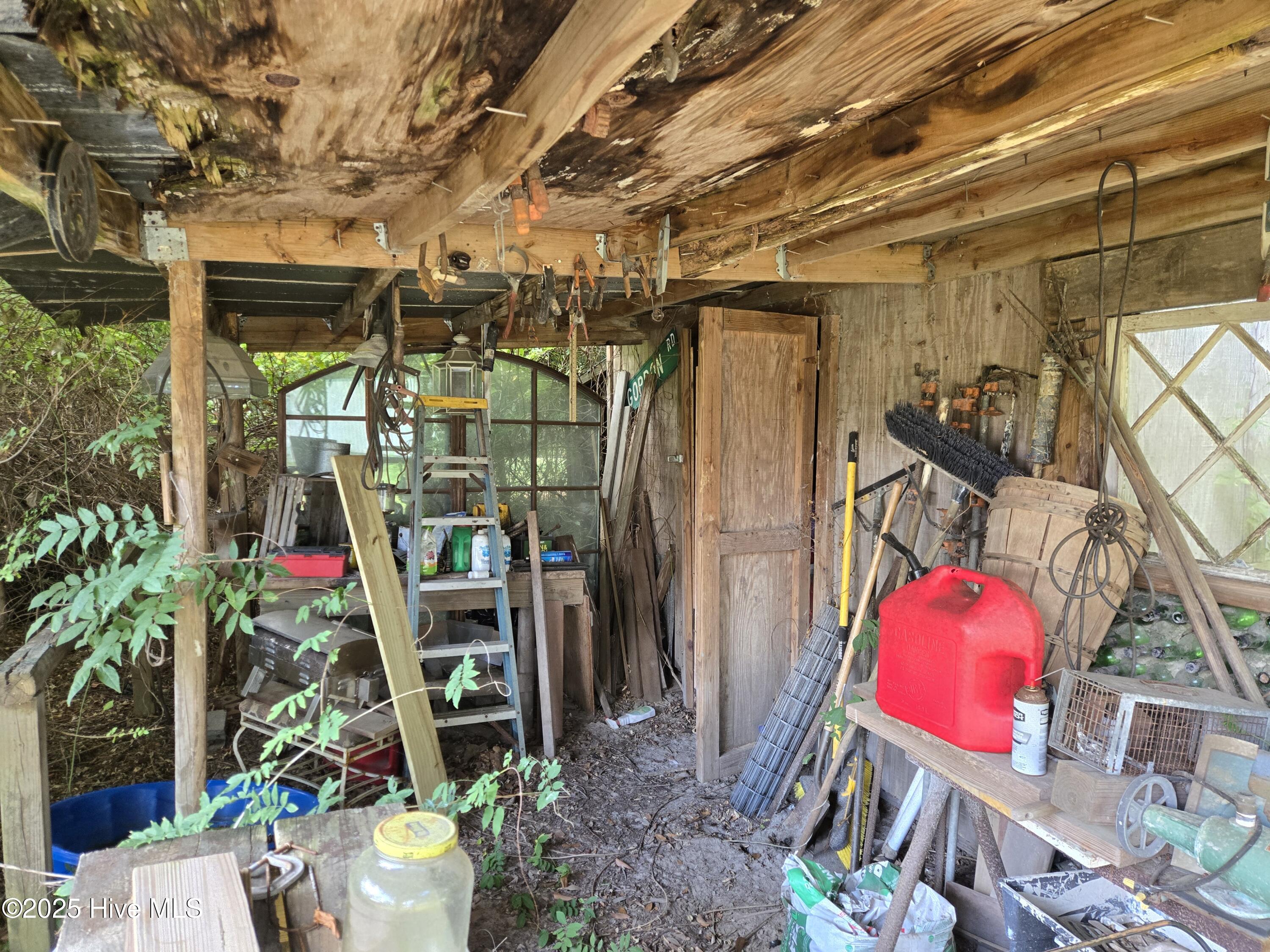 100531418 | Photo 39