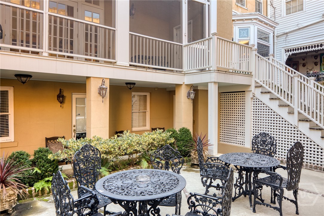 14 E Taylor Street, Savannah, GA, 31401