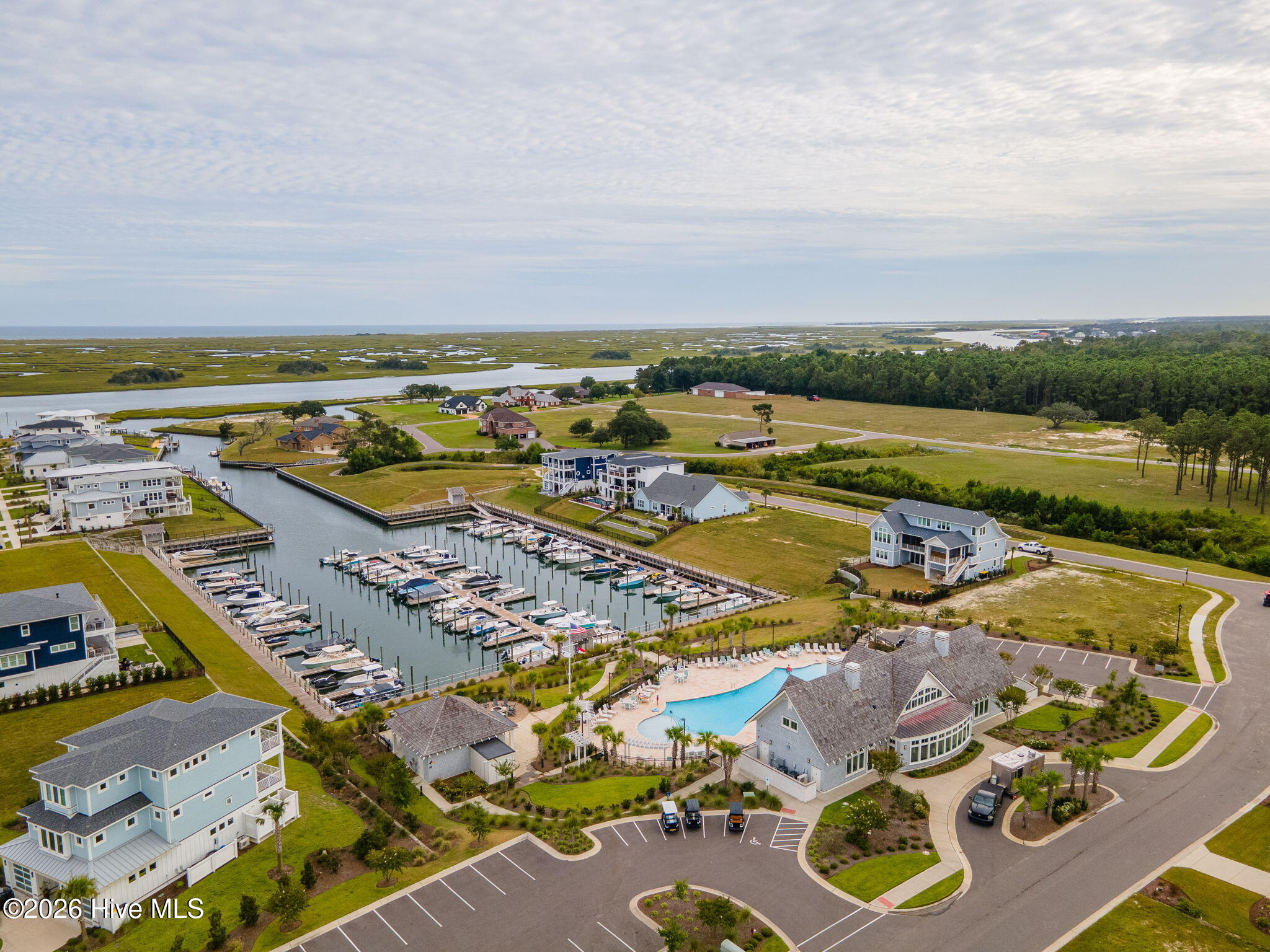 100558696 | Photo 13