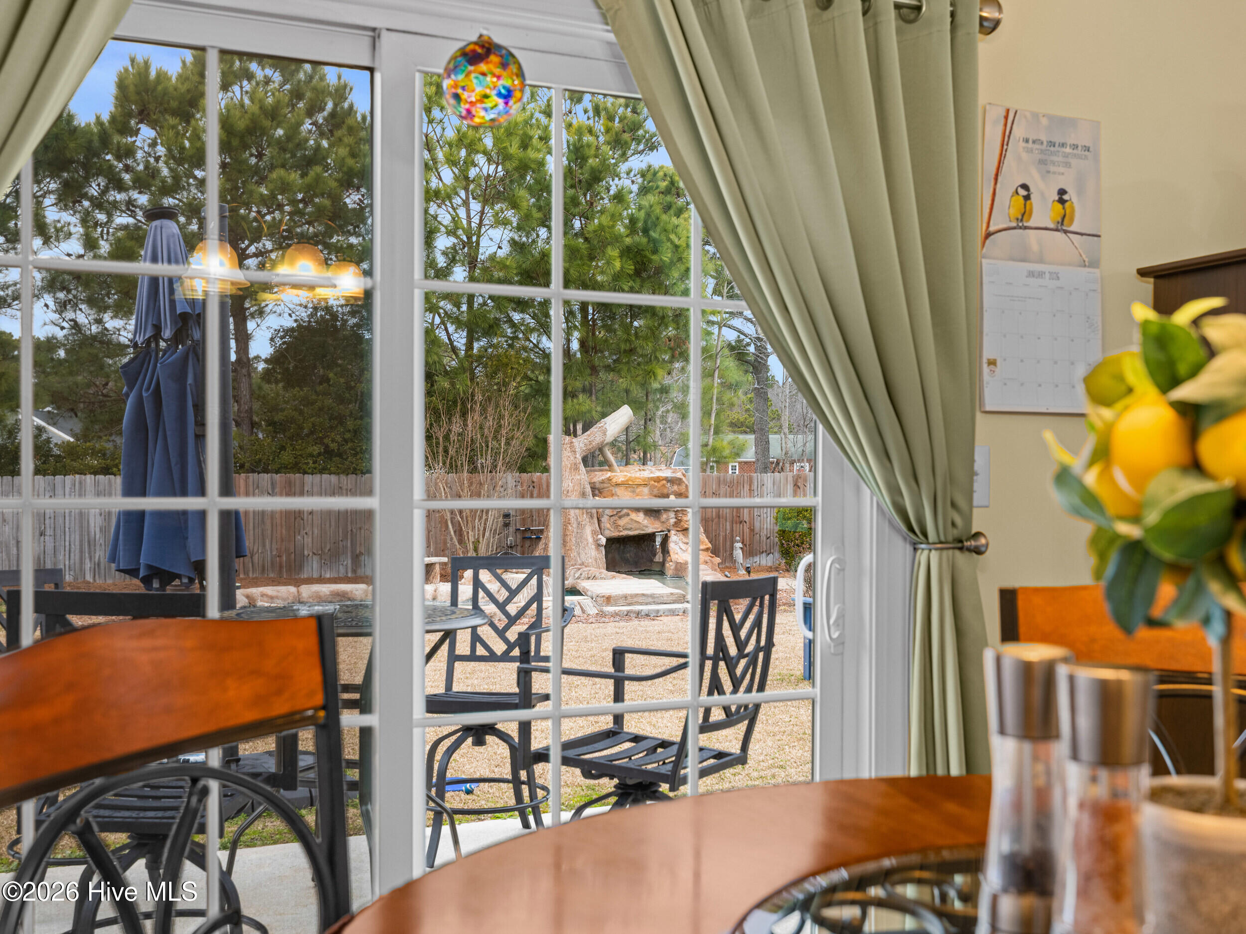 100551107 | Photo 27