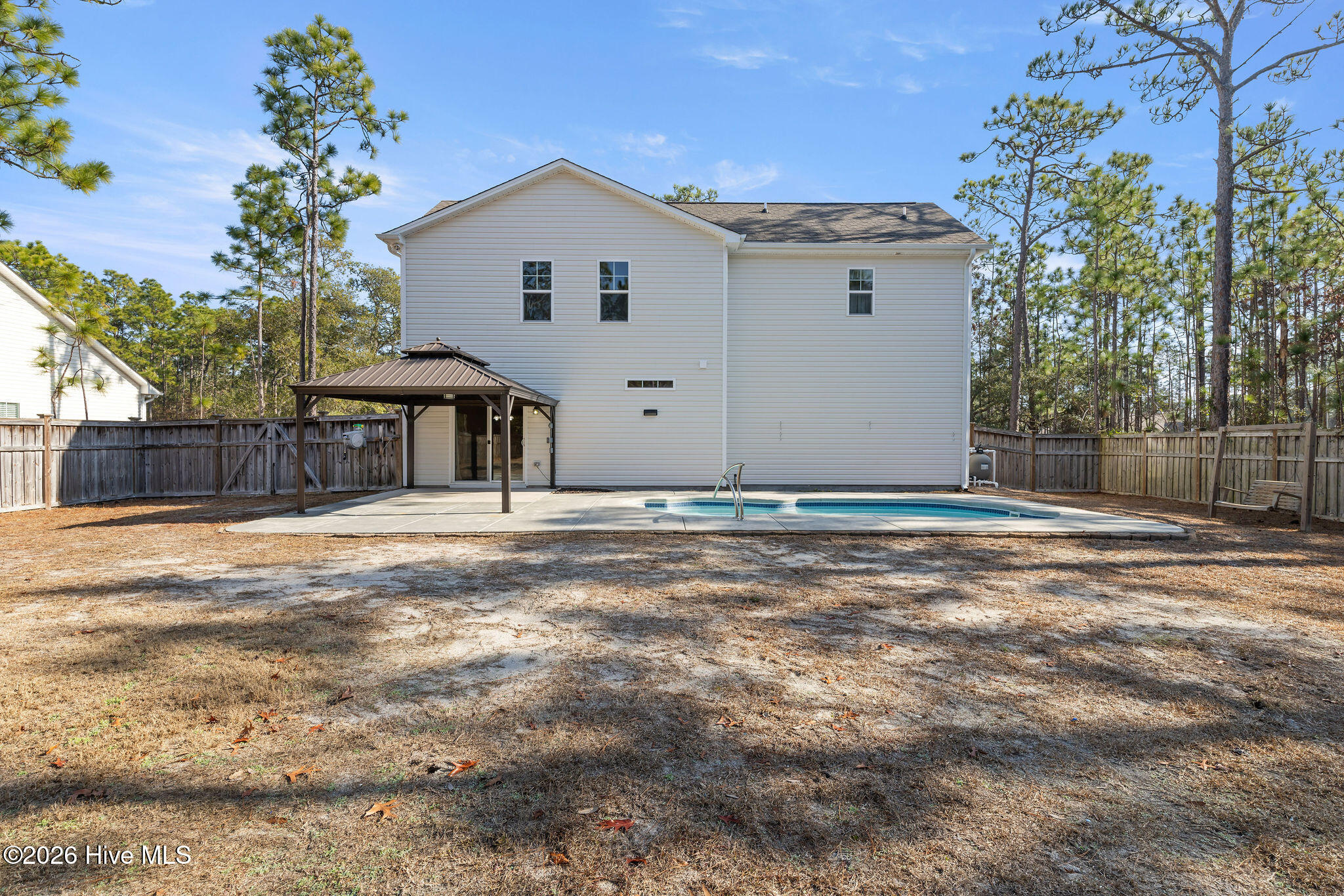 100548283 | Photo 31