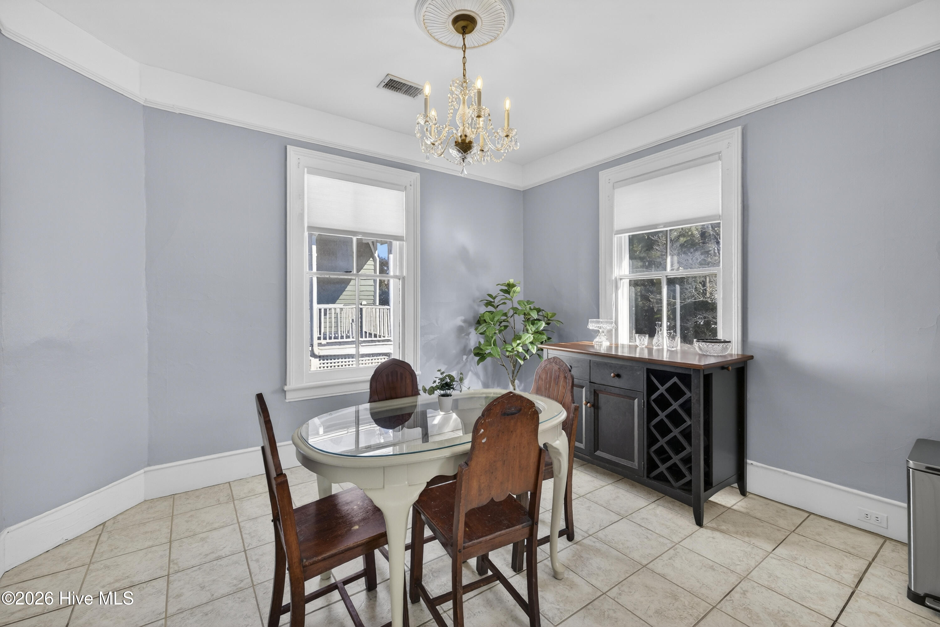 100555713 | Photo 39