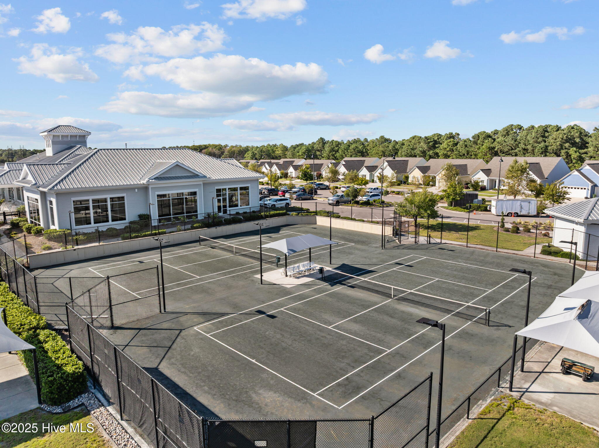 100565127 | Photo 58