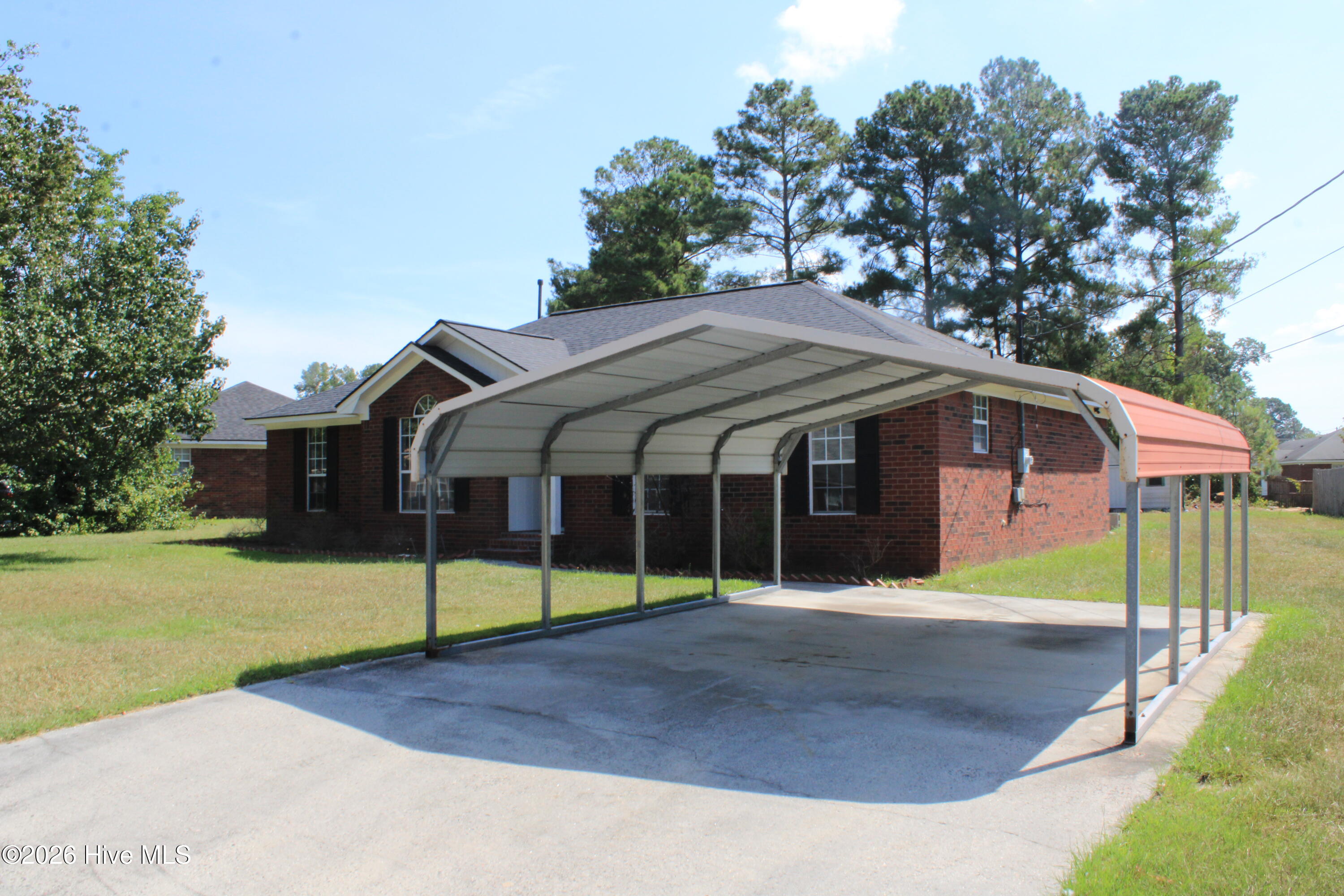 Single car carport