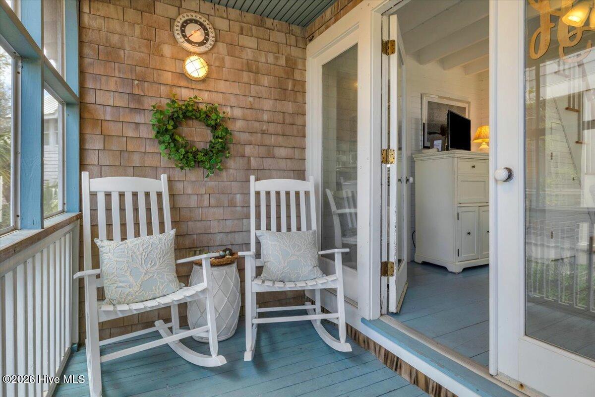 100563686 | Photo 20