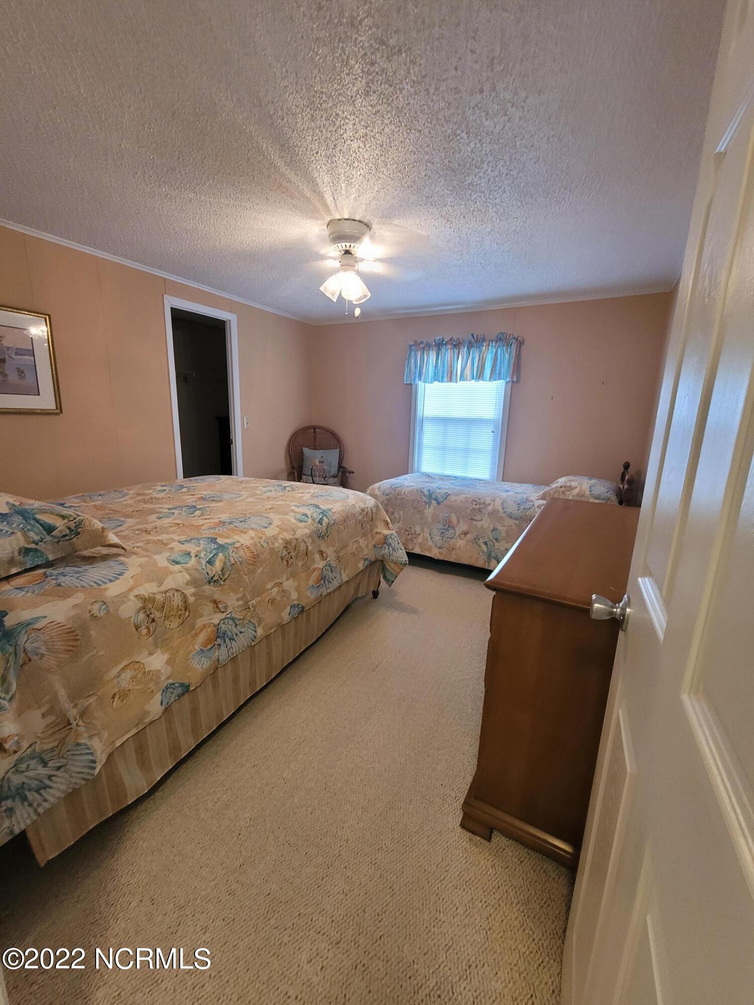 100538759 | Photo 14