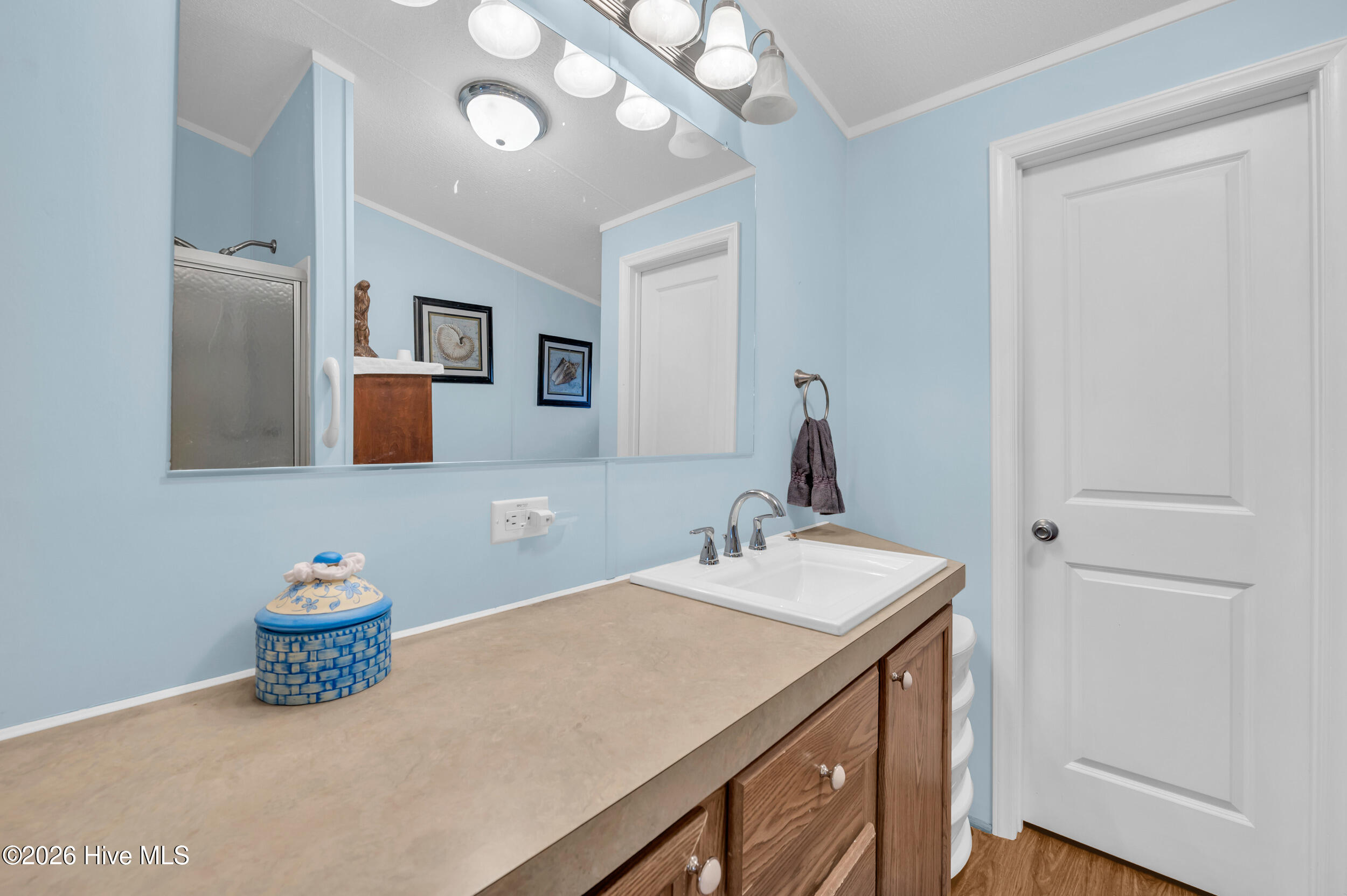 100550666 | Photo 27