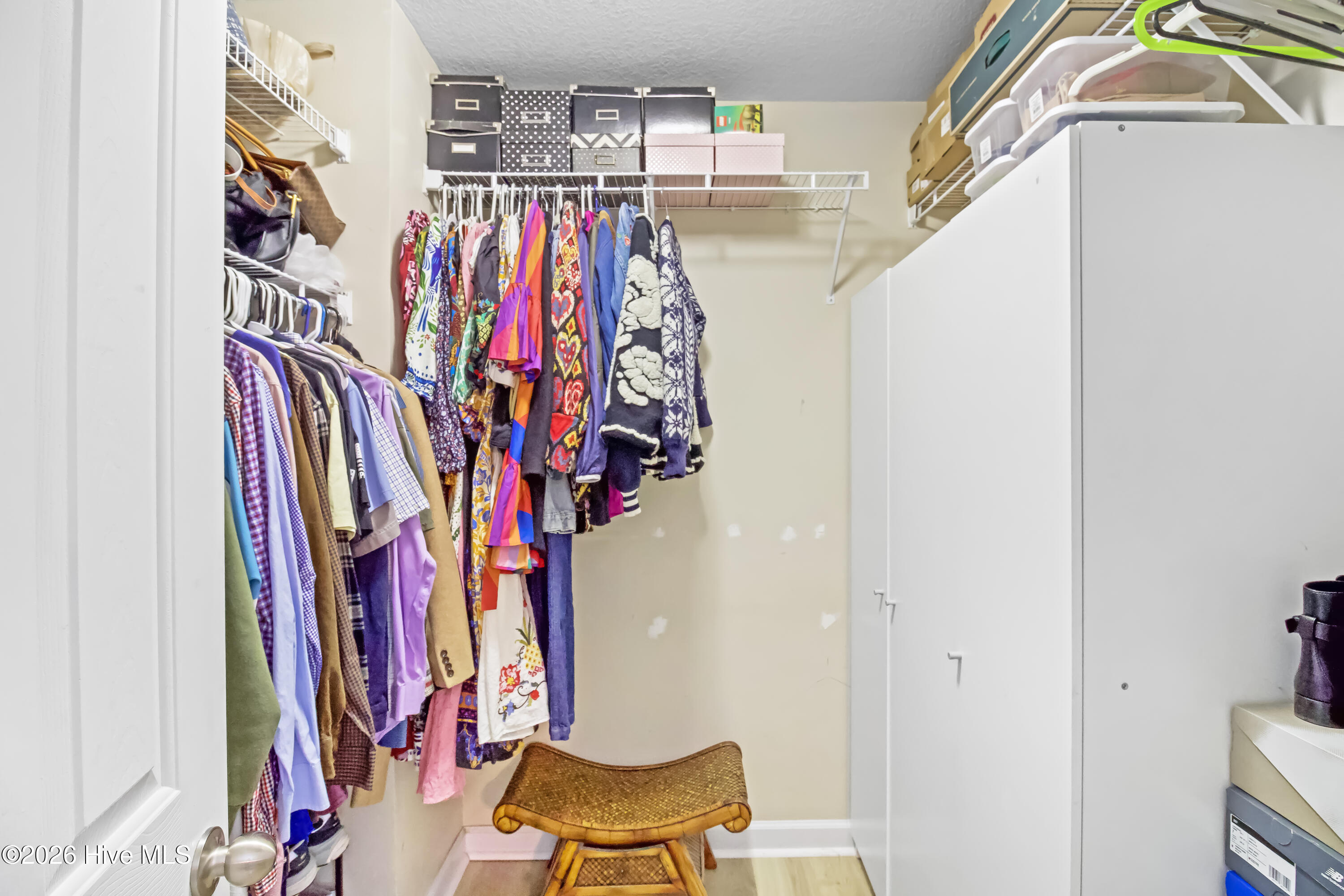 100561331 | Photo 29