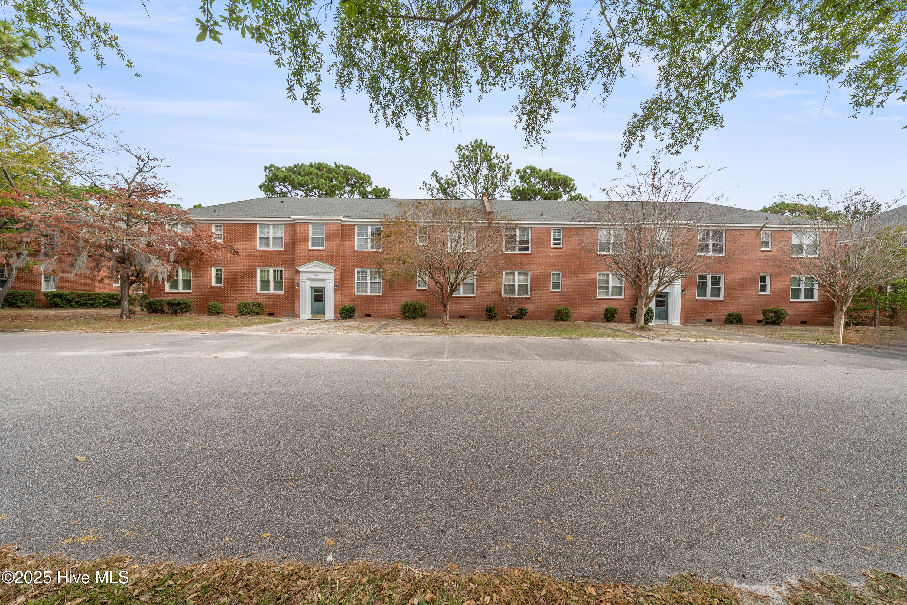 100539316 | Photo 26