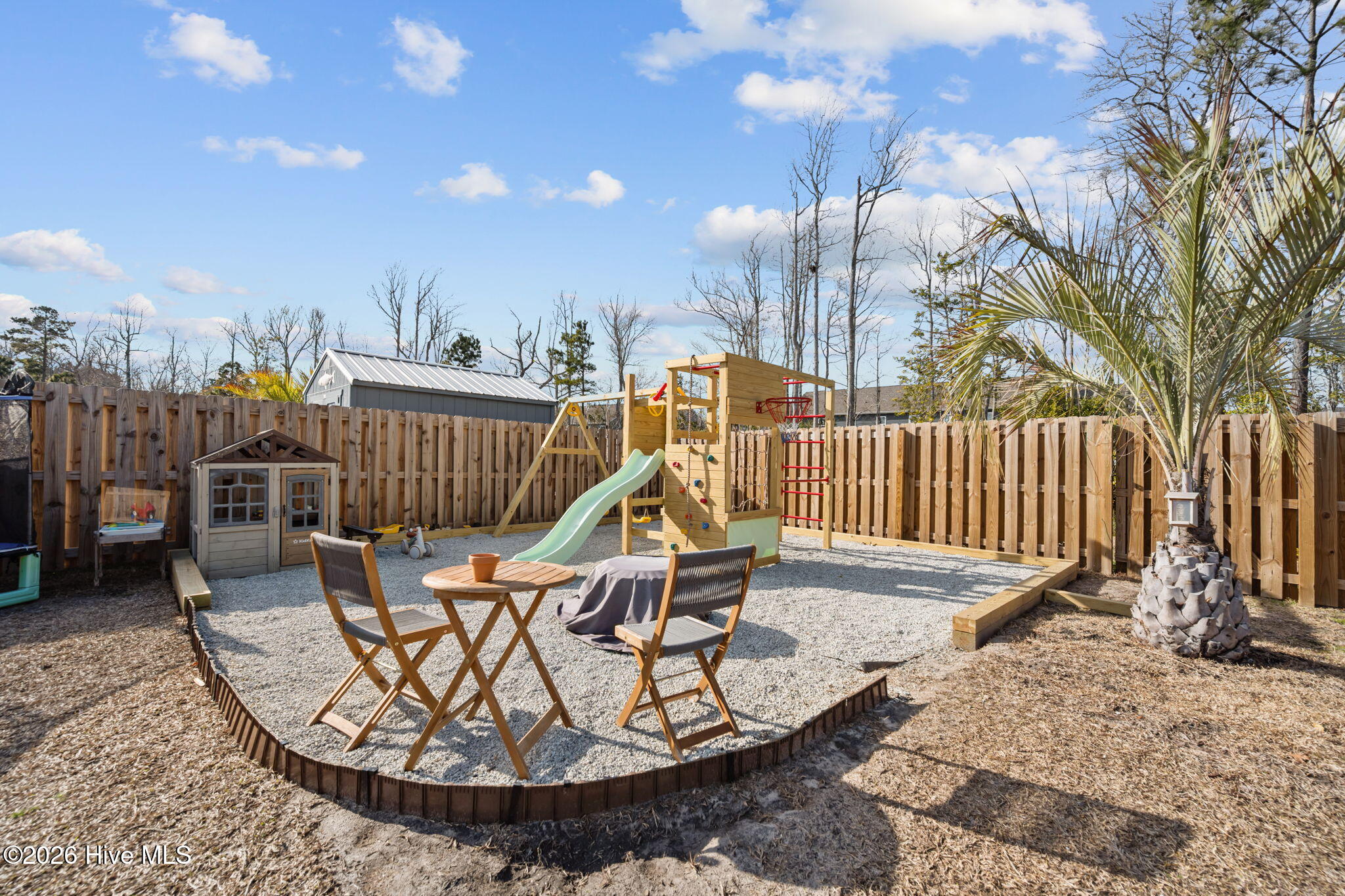 100557518 | Photo 40