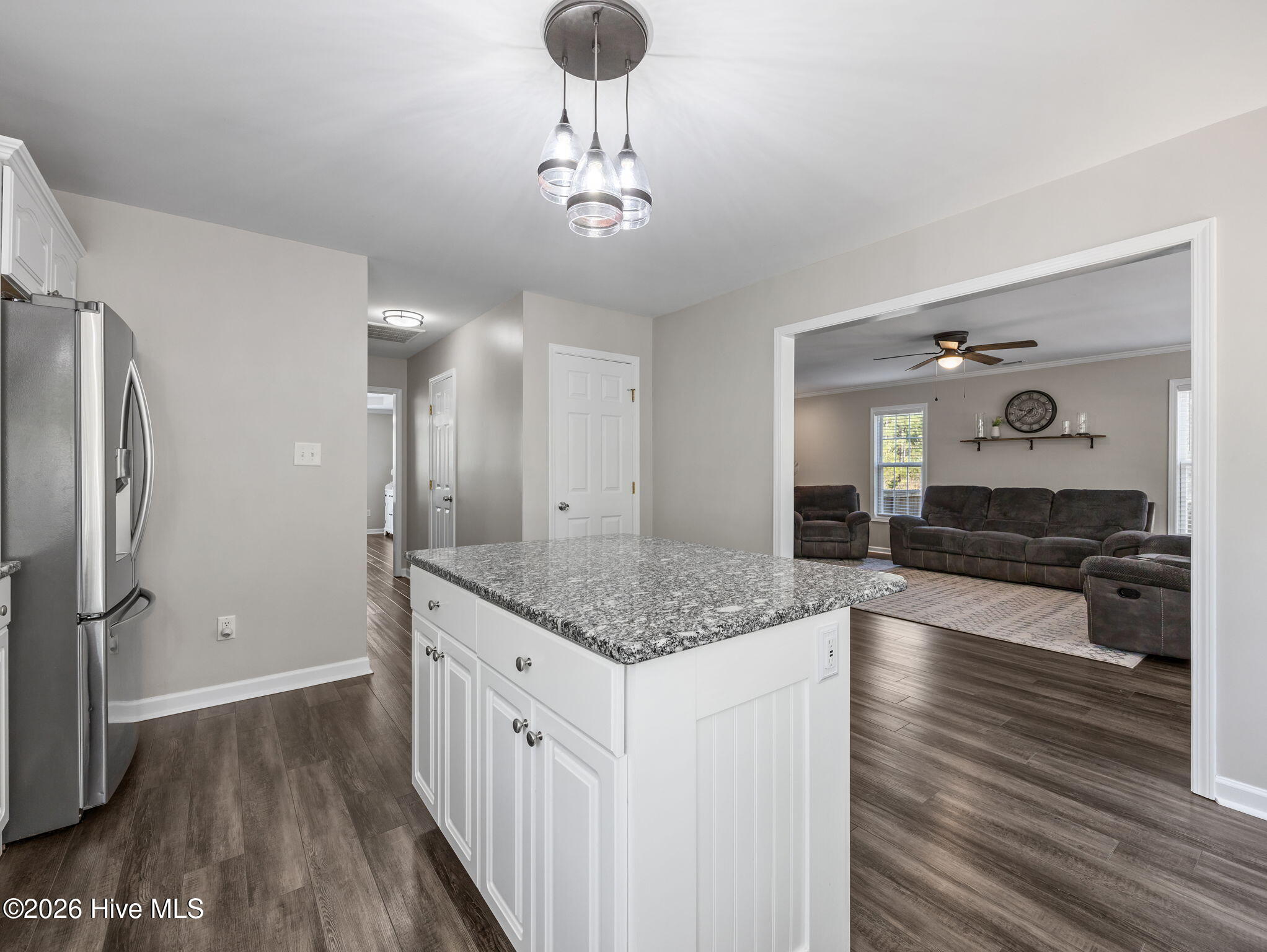 100567456 | Photo 17