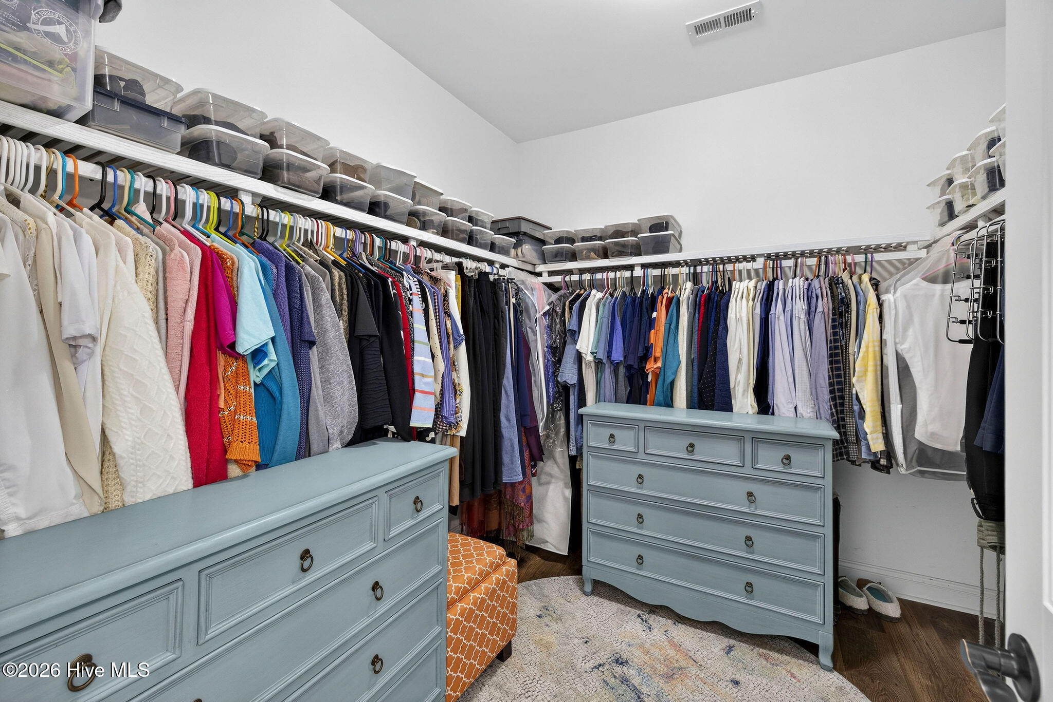 100558265 | Photo 31