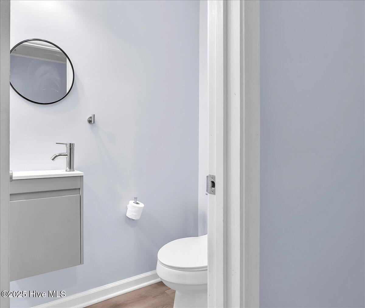 100525423 | Photo 30