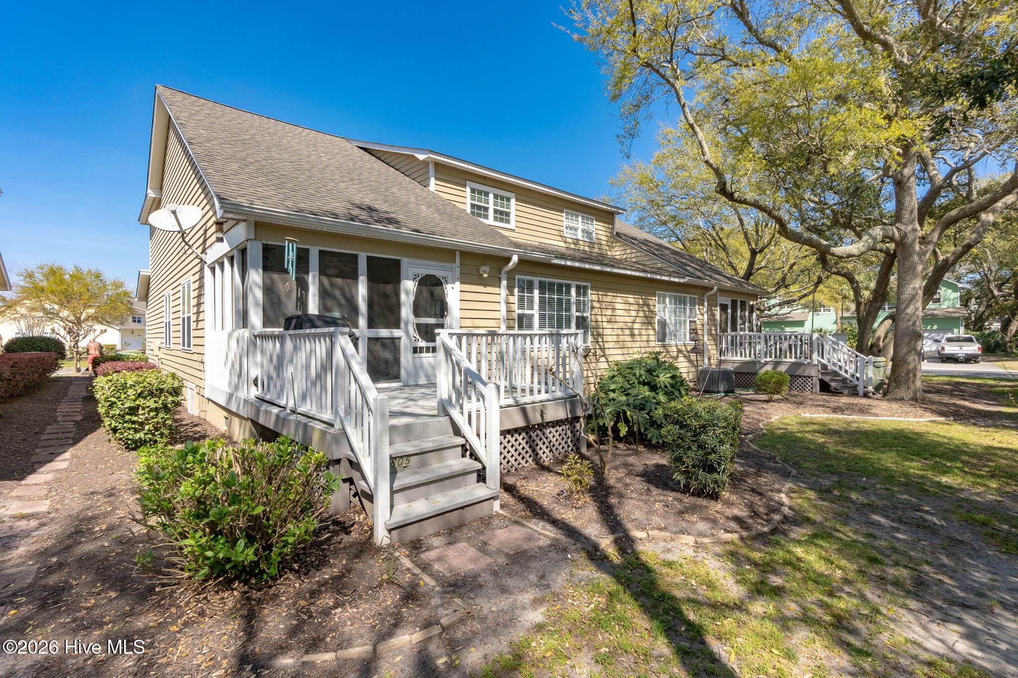 100565940 | Photo 17