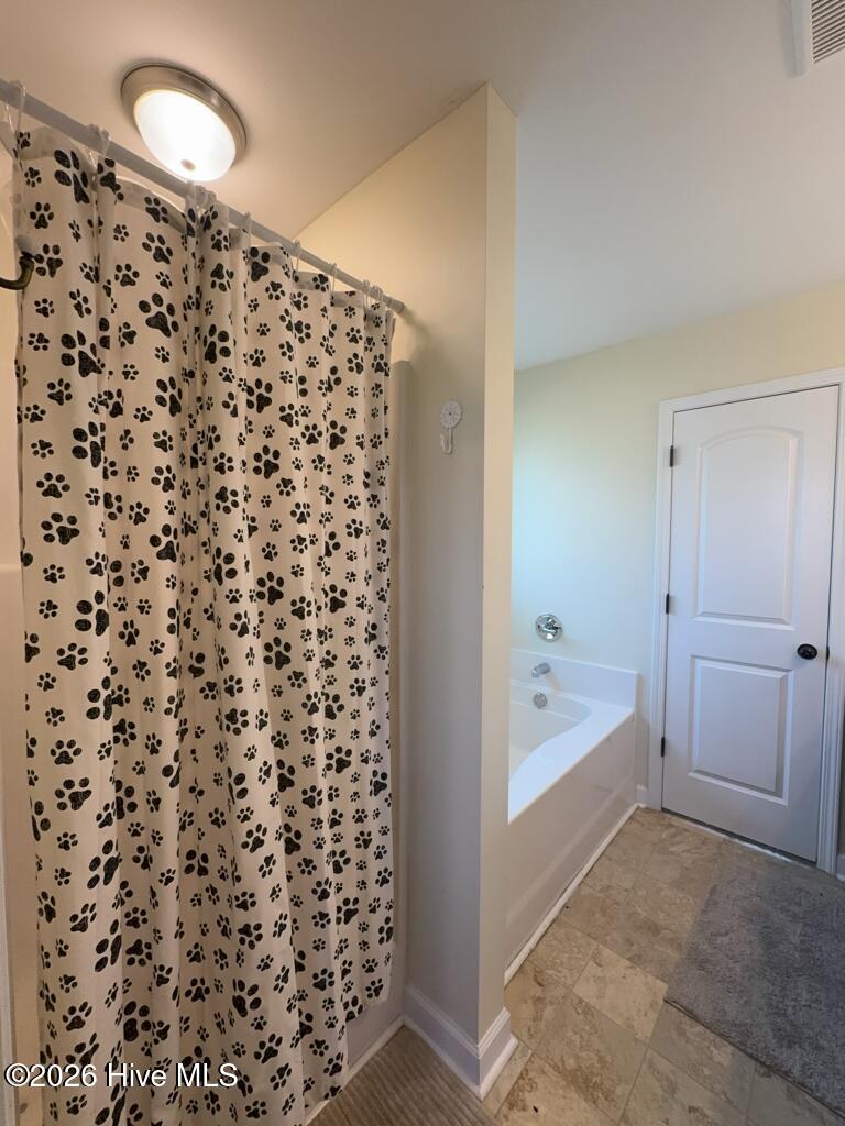 100563176 | Photo 16