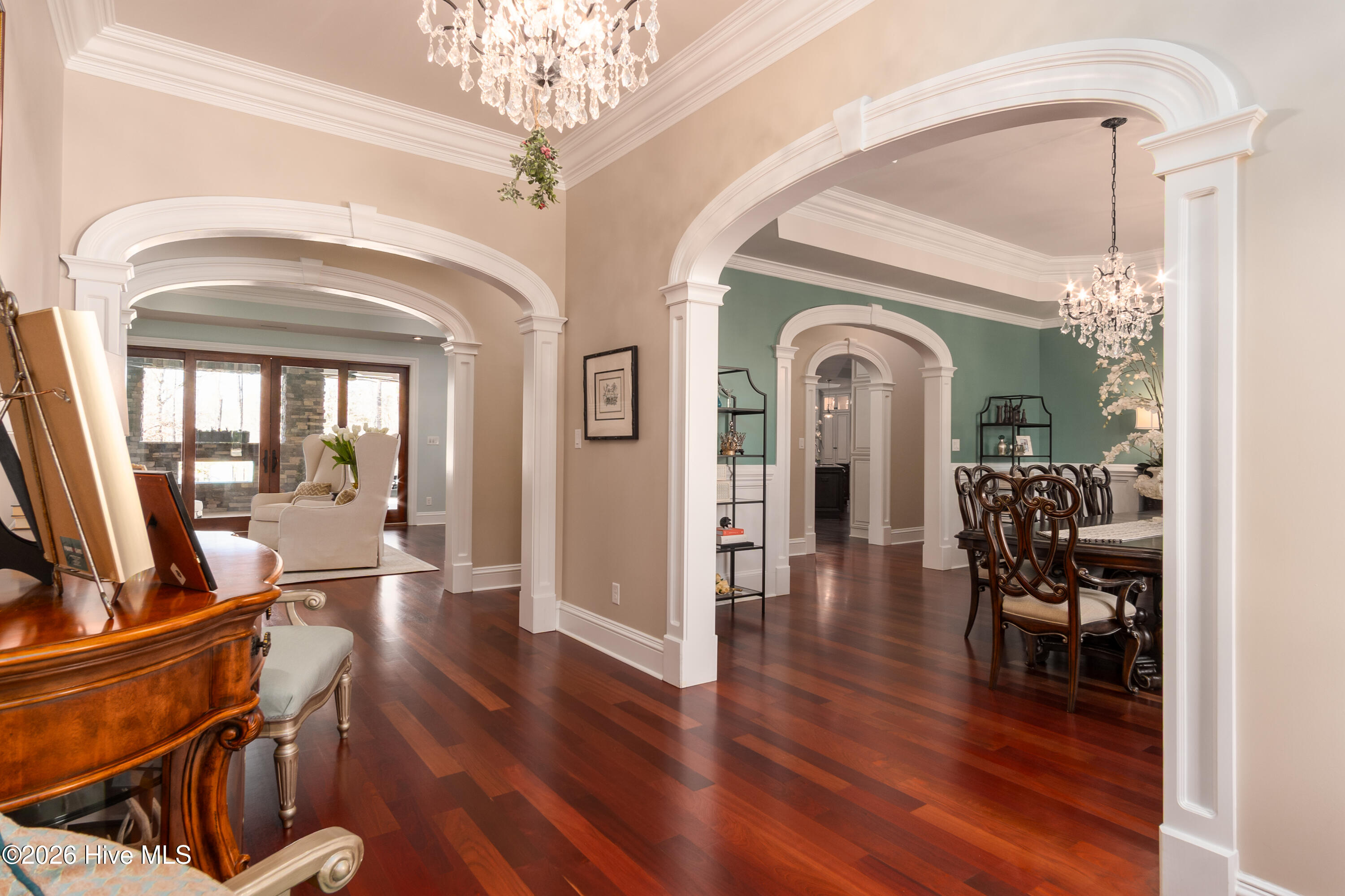 100550947 | Photo 15