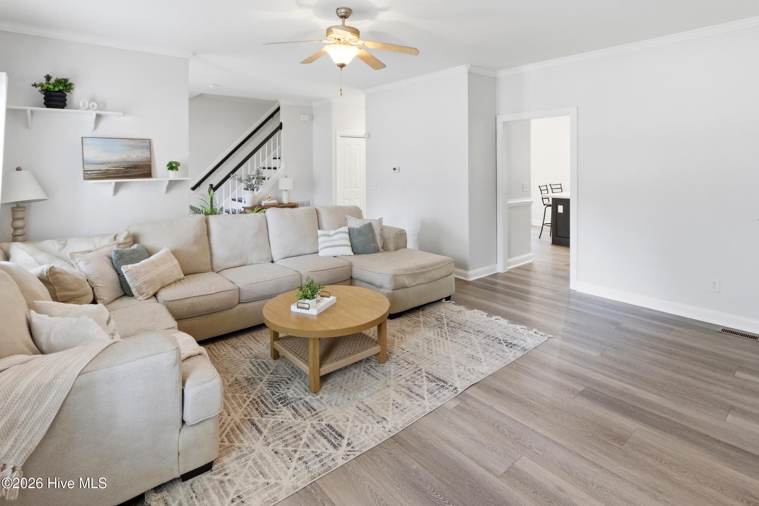 100538724 | Photo 10