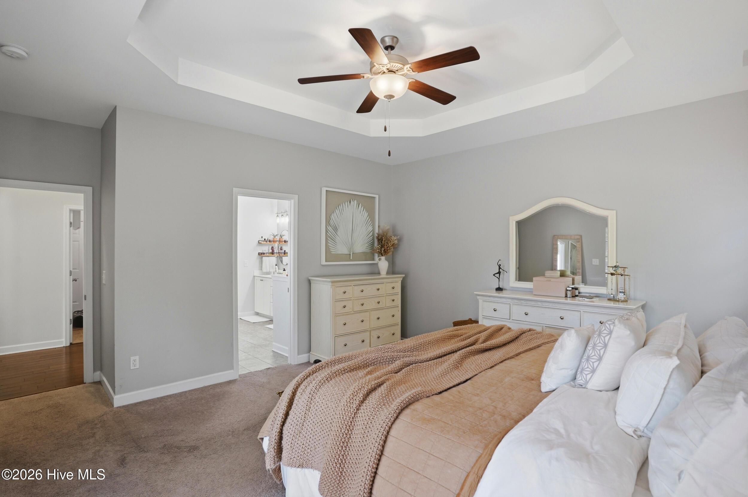 100560631 | Photo 18