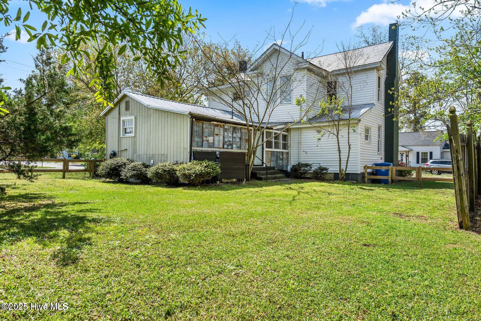 Homes for sale in Elm City, NC | 107 Church St E, Elm City, NC 27822 | MLS# 100531559