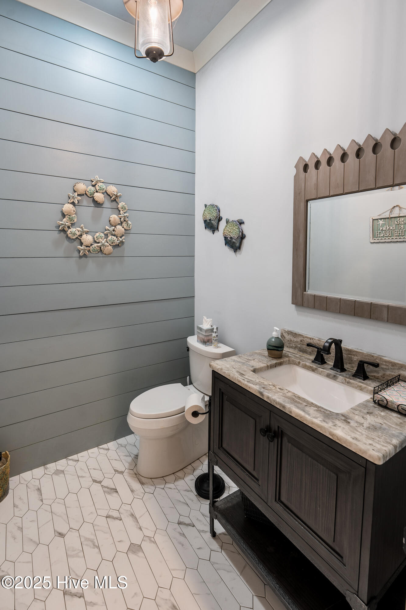 100554295 | Photo 36